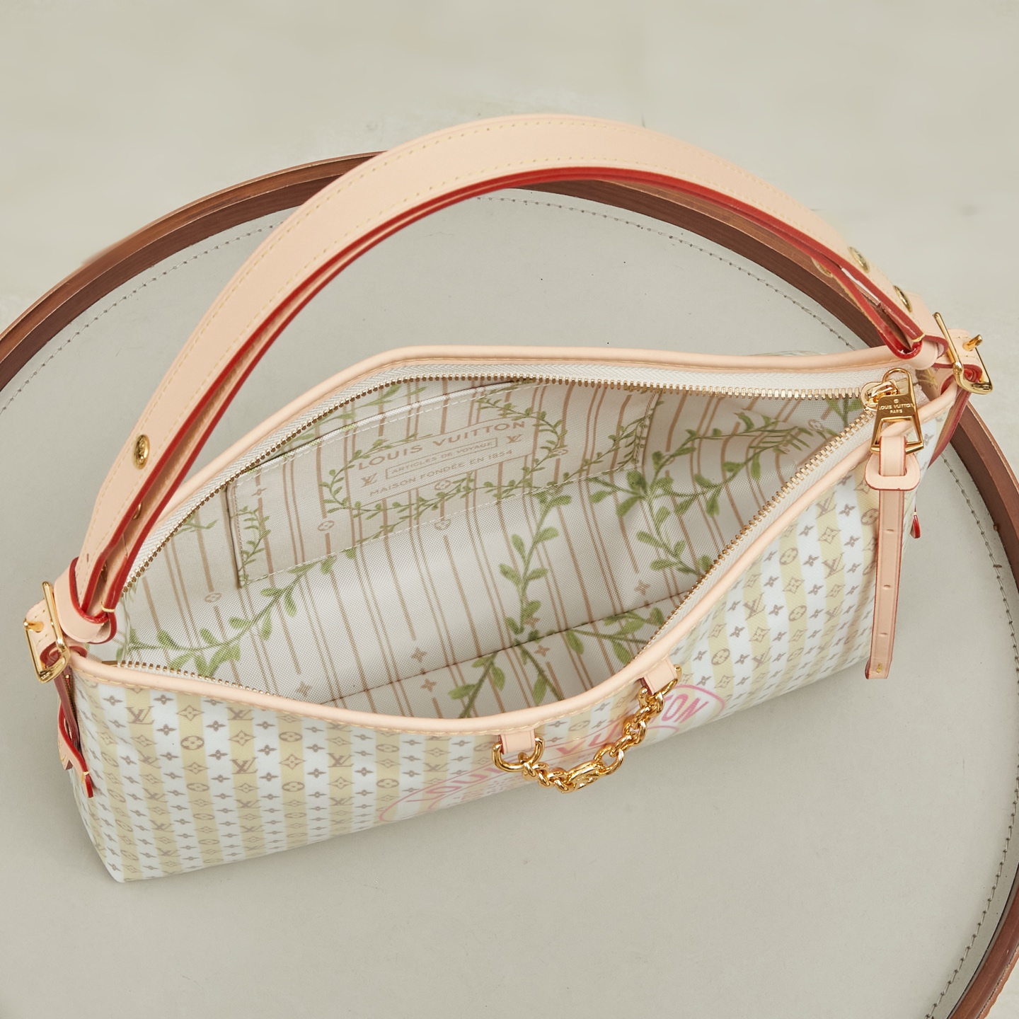 Louis Vuitton LV Stamp Carryall East West Bag - Image 9
