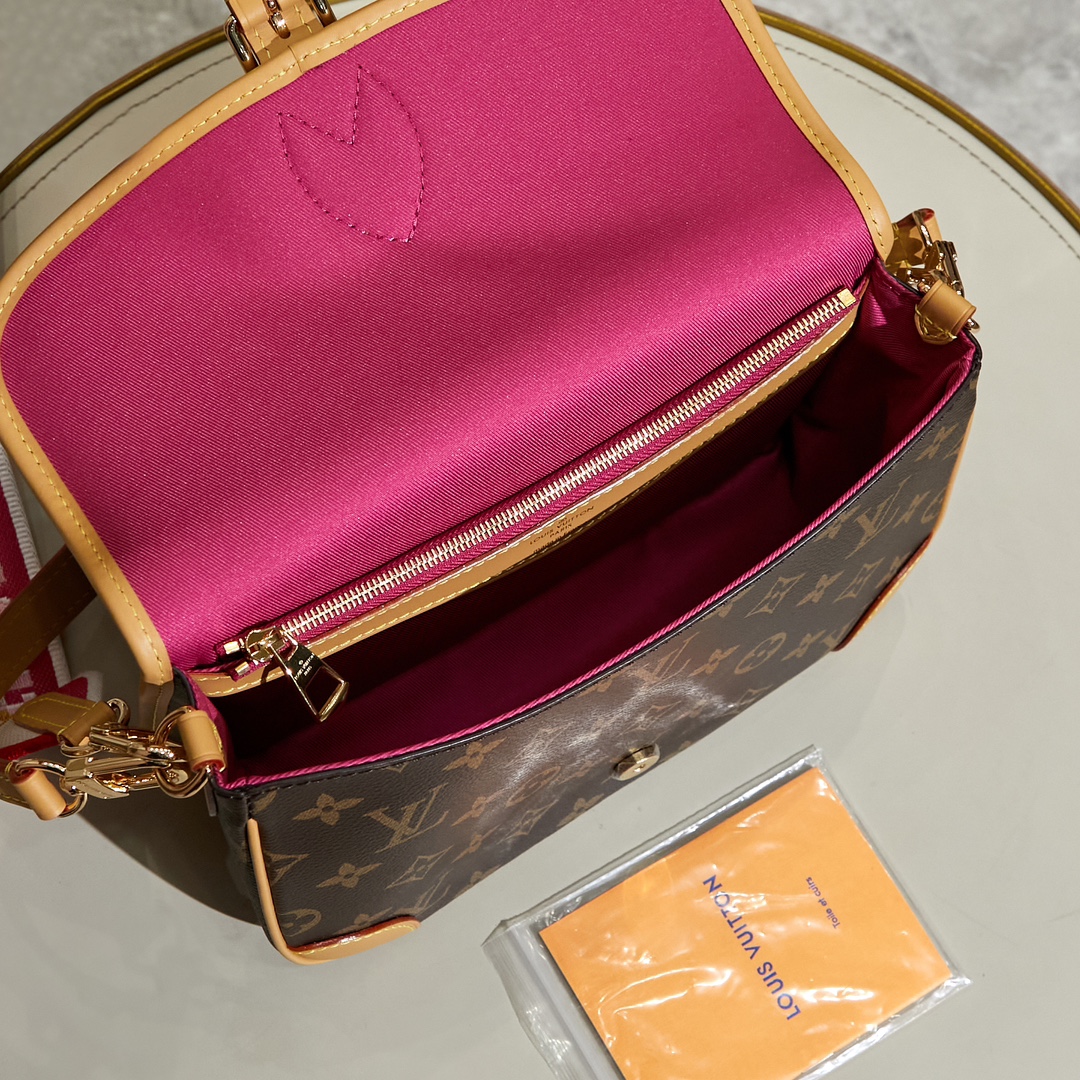 Louis Vuitton Diane Bag M45985 - Image 9
