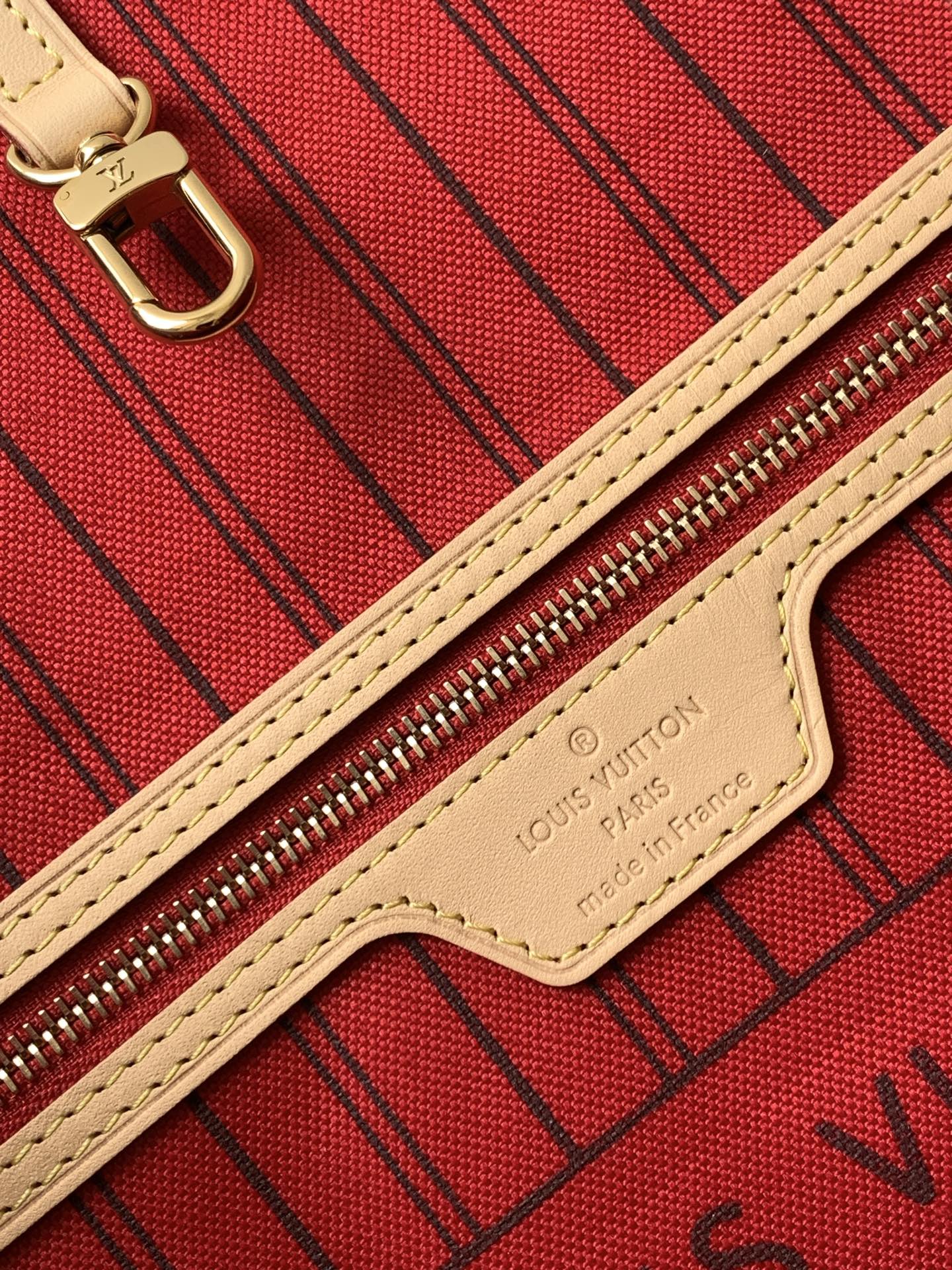Louis Vuitton Neverfull Medium Tote Bag - Image 9