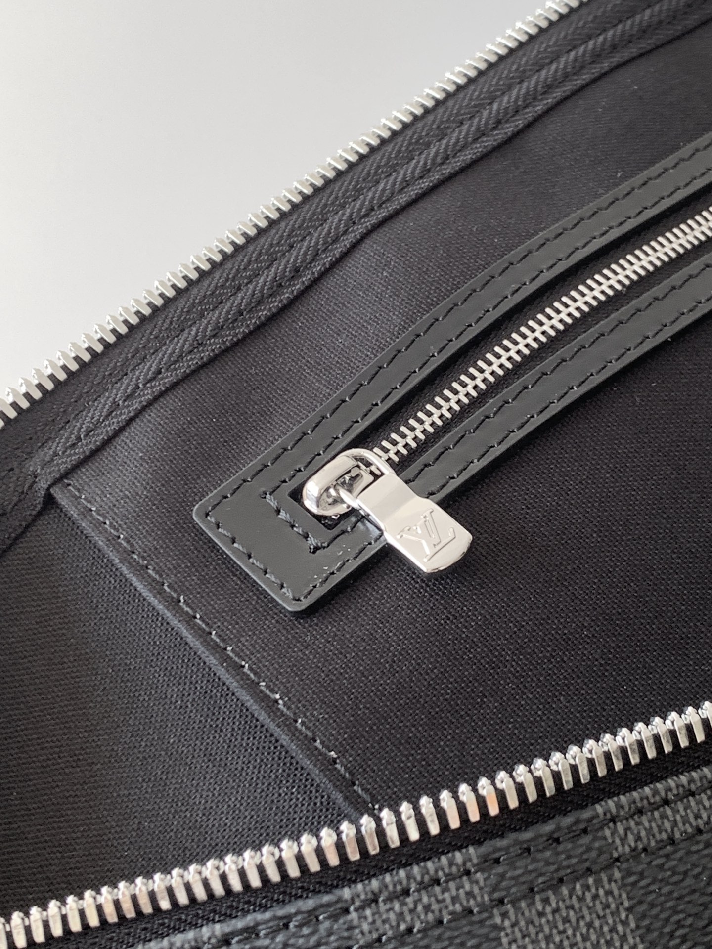 Louis Vuitton Keepall Bandouliere Travel Bag - Image 9