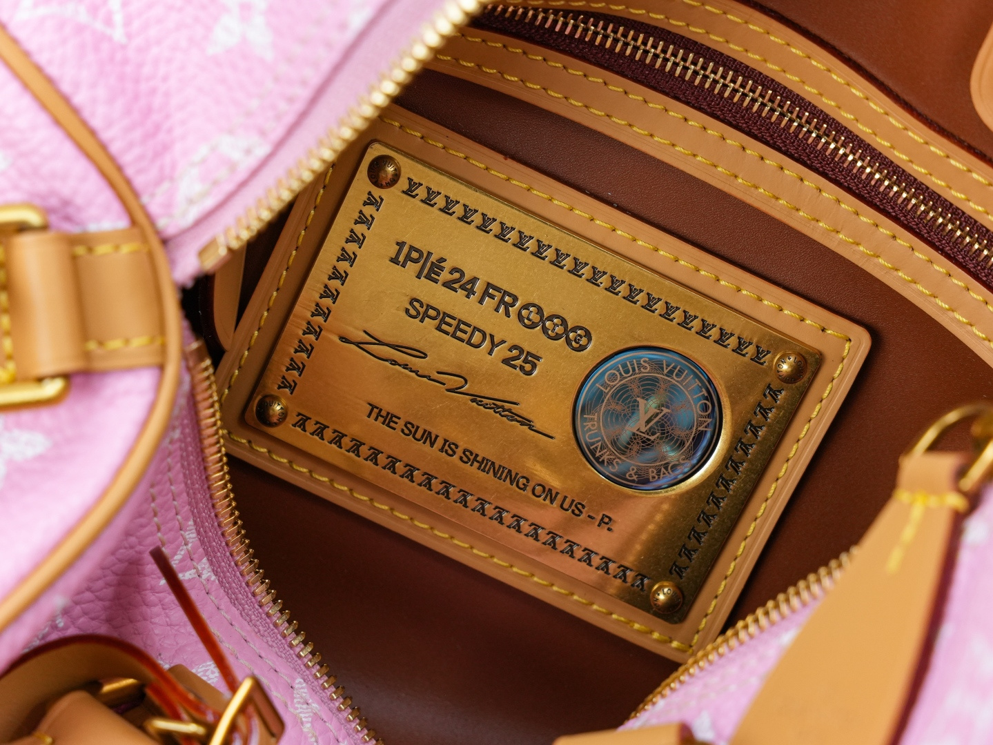 Louis Vuitton Speedy Bandoulière 25 Monogram Leather Handbag - Image 9