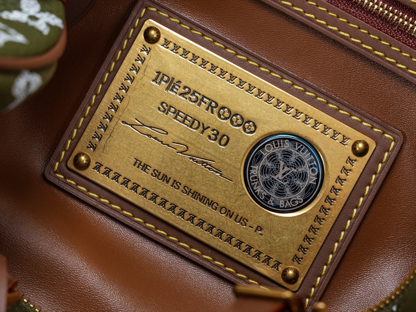 Louis Vuitton Speedy Bandouliere 30 Monogram Leather Handbag - Image 9