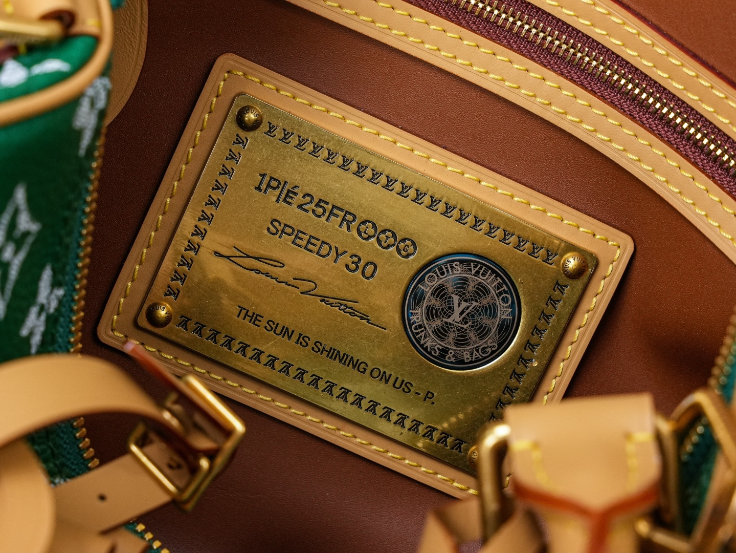 Louis Vuitton Speedy Bandouliere 30 Monogram Leather Handbag - Image 9