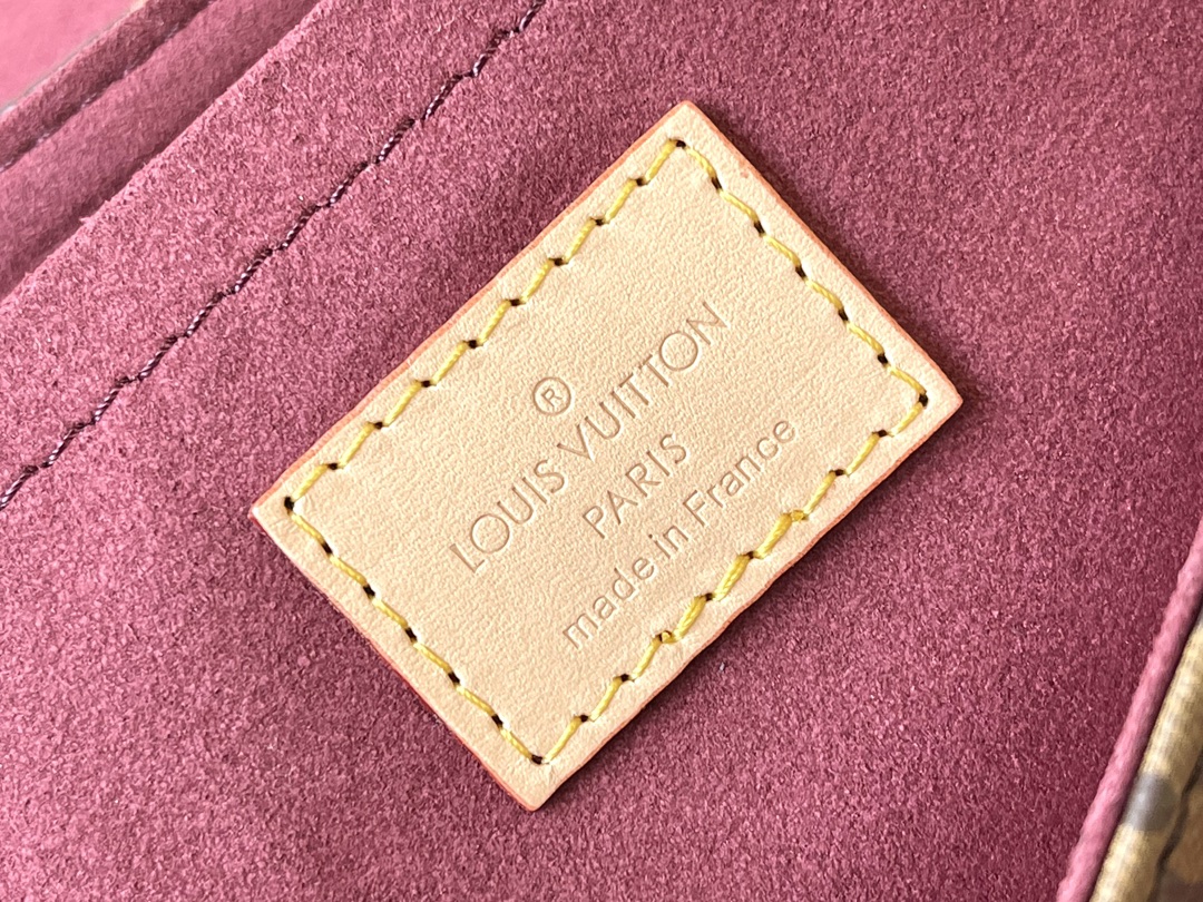 Louis Vuitton M13617 Sunset Monogram Denim Crossbody Bag - Image 9