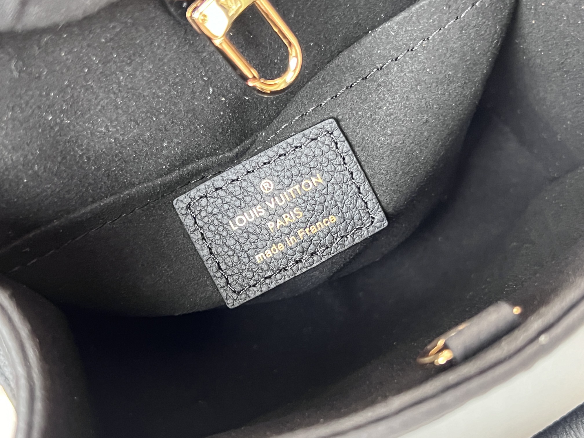 Louis Vuitton OnTheGo BB Monogram Empreinte Leather Tote Bag - Image 9