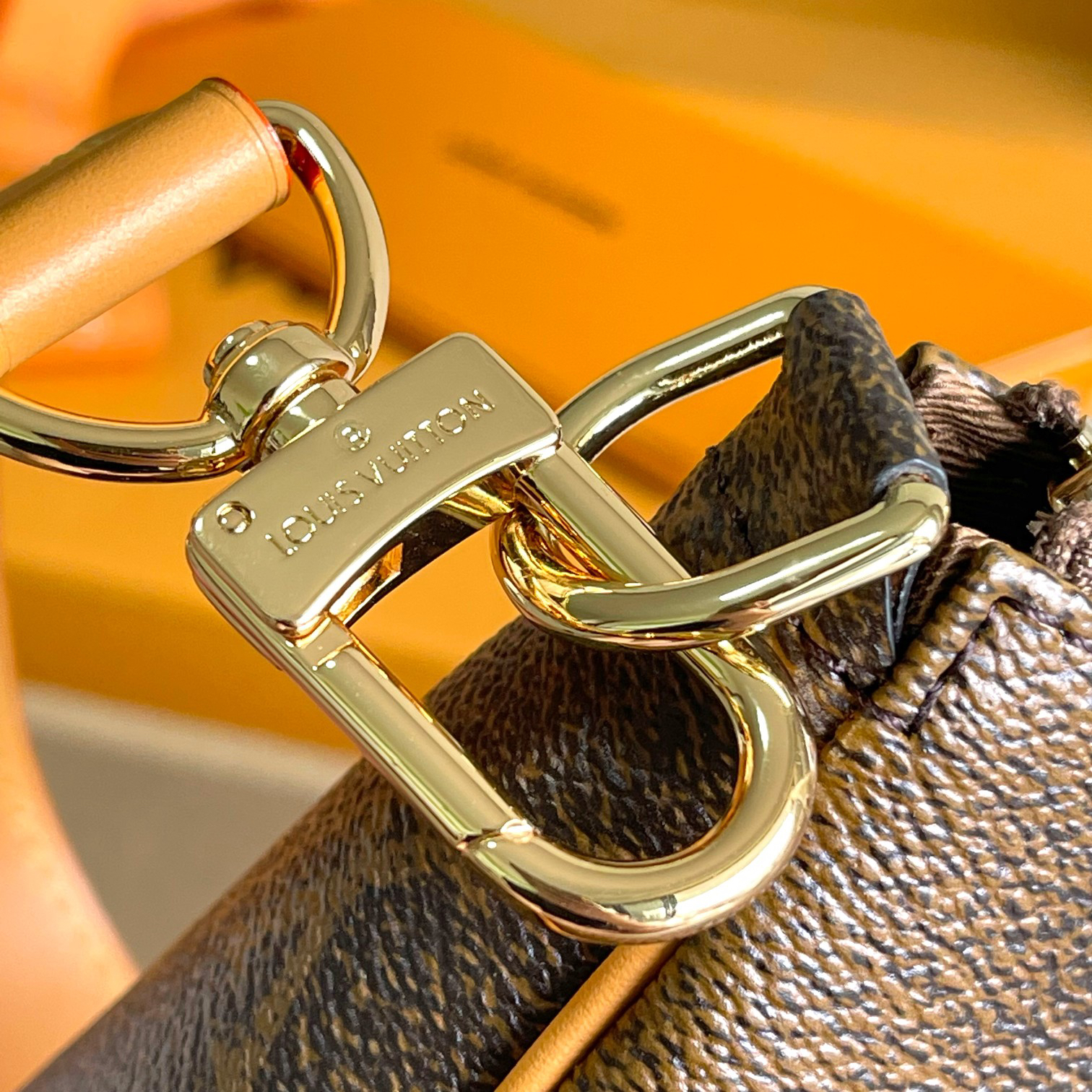 Louis Vuitton Pochette Accessoire XL Monogram Dust Crossbody Bag - Image 9