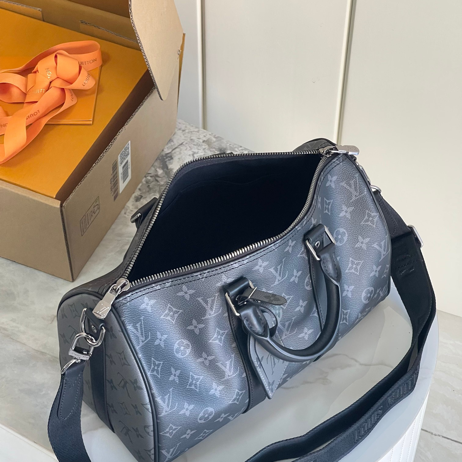 Louis Vuitton Keepall Bandouliere 35 Monogram Eclipse Travel Bag - Image 9
