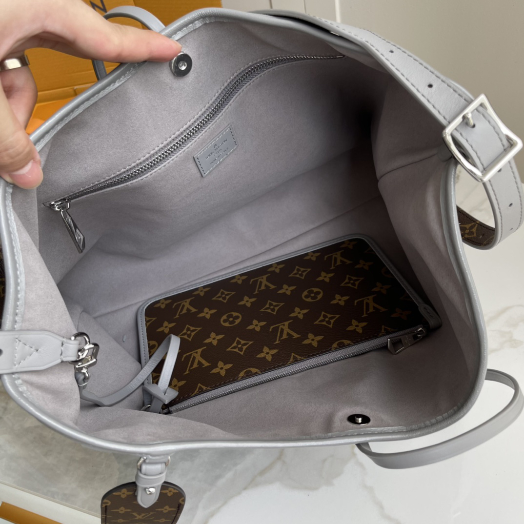 CarryAll Dark Medium Shoulder Bag - Image 9
