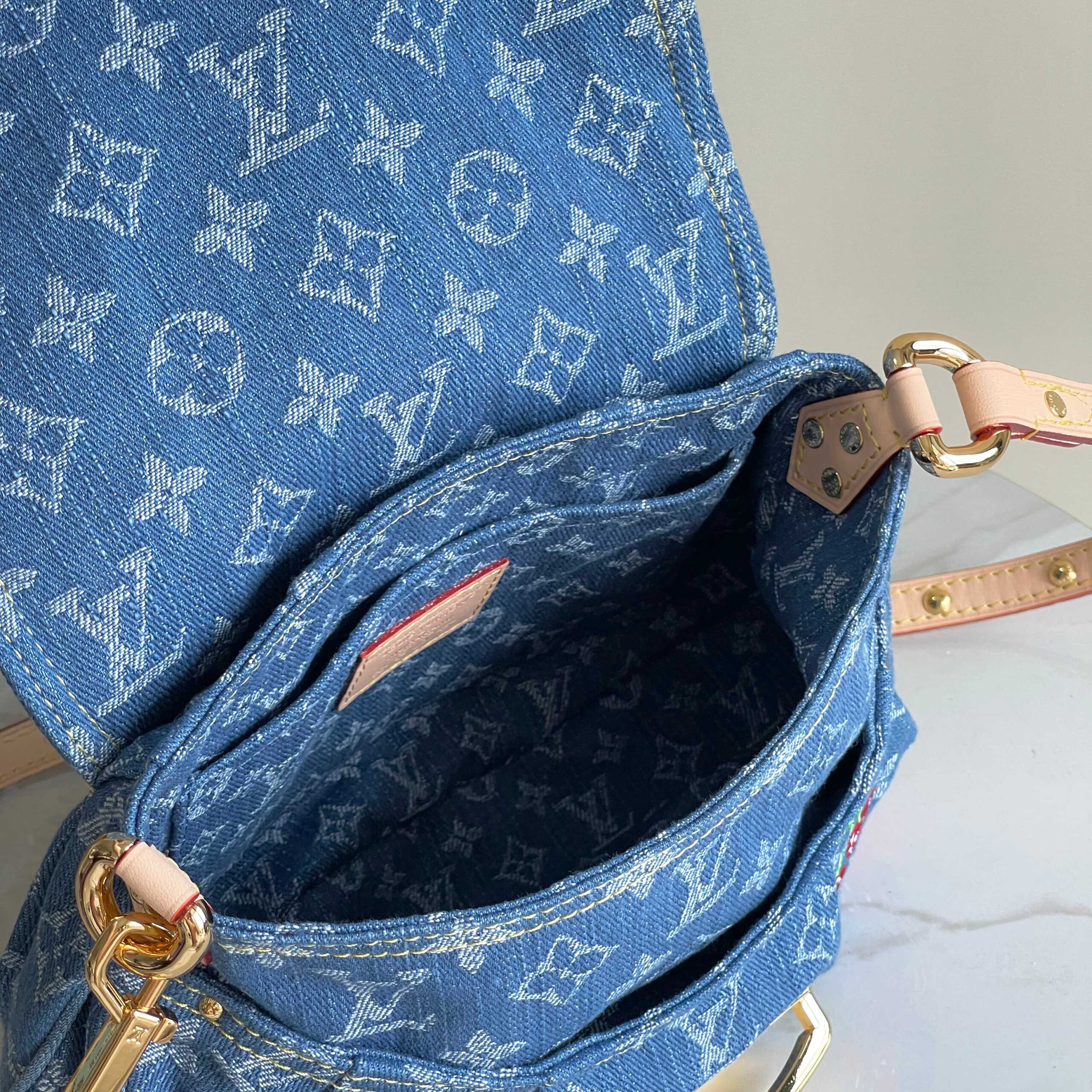 Louis Vuitton x Murakami Sunset Monogram Denim Shoulder Bag - Image 9