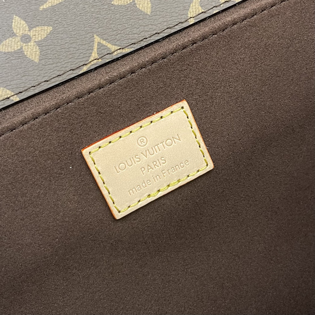 Louis Vuitton Pochette Metis Monogram Canvas Crossbody Bag - Image 9