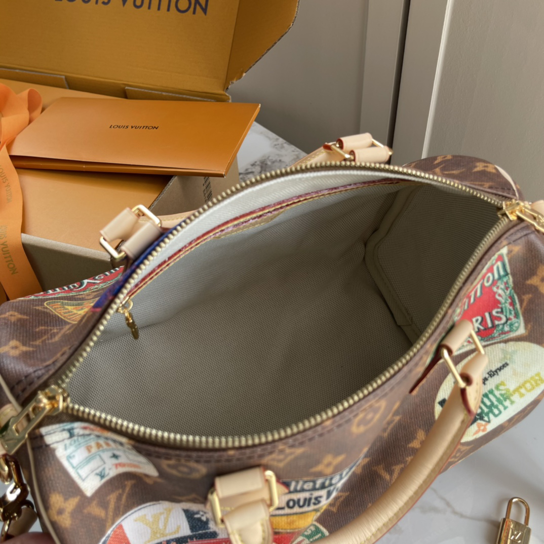 Louis Vuitton Speedy Bandoulière 30 Handbag - Image 9