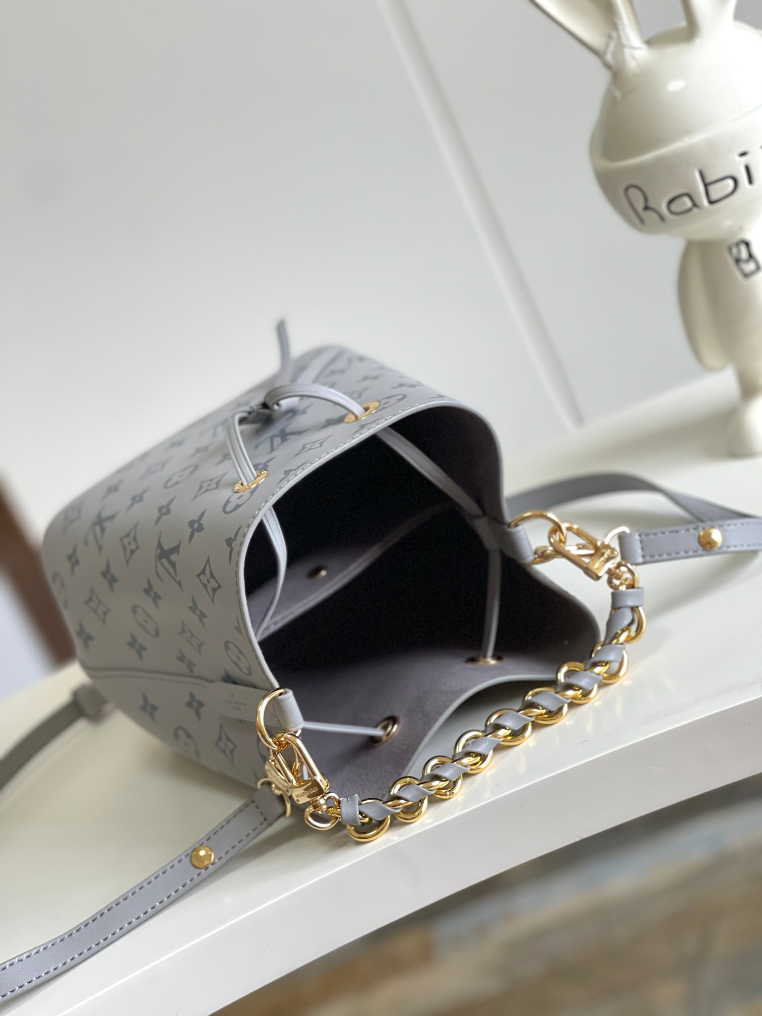 Louis Vuitton NéoNoé BB Shoulder Bag M45716 - Image 9