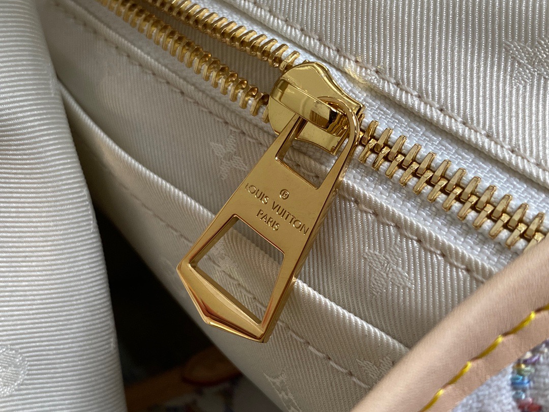 Louis Vuitton CarryAll Small Handbag in White Denim – Nautical Collection - Image 9