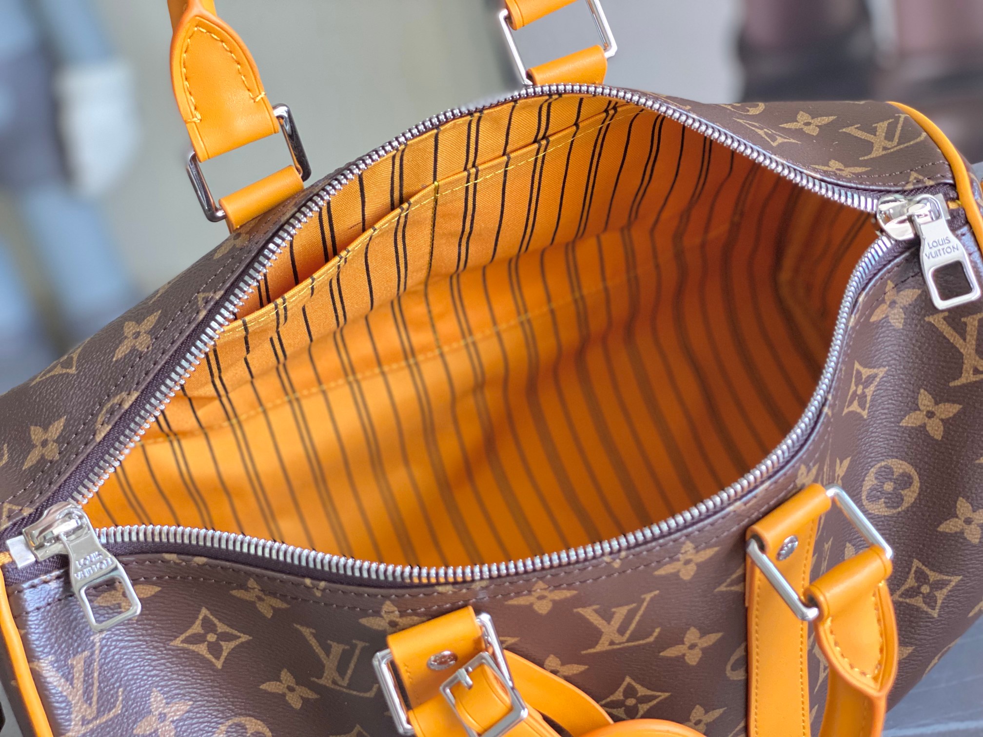 Louis Vuitton Keepall Bandouliere 35 Travel Bag in Monogram Eclipse Canvas - Image 9