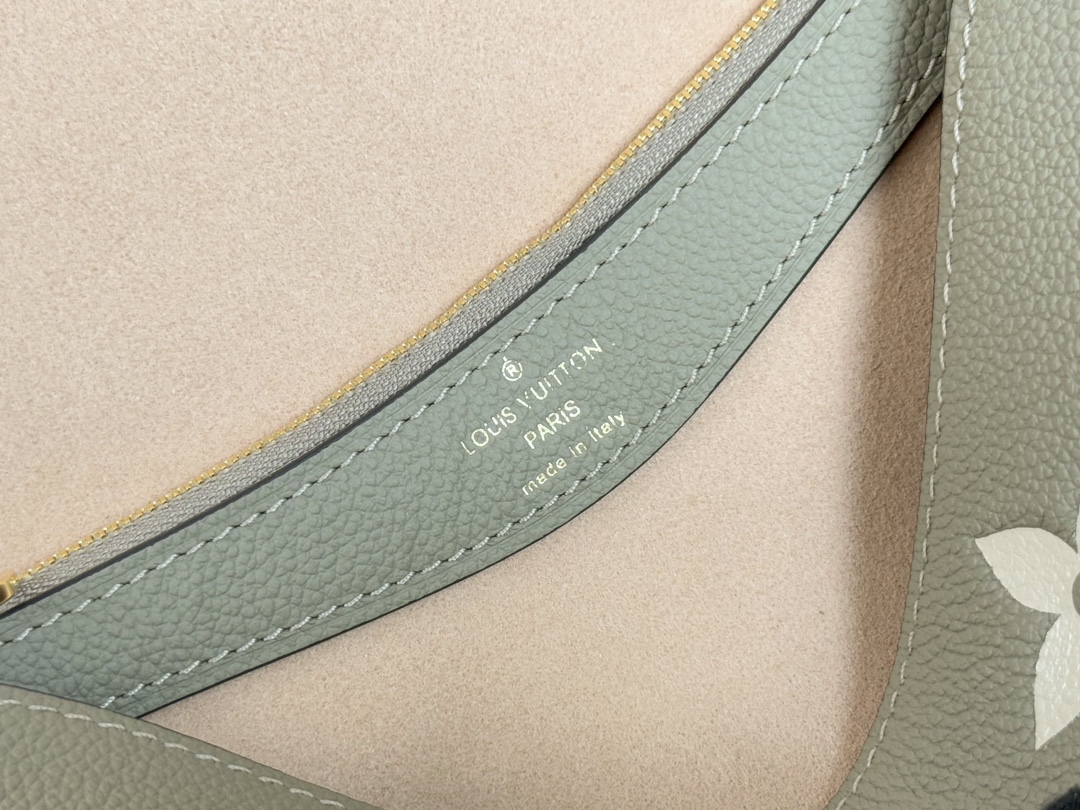 Louis Vuitton Diane Monogram Empreinte Leather Shoulder Bag - Image 9