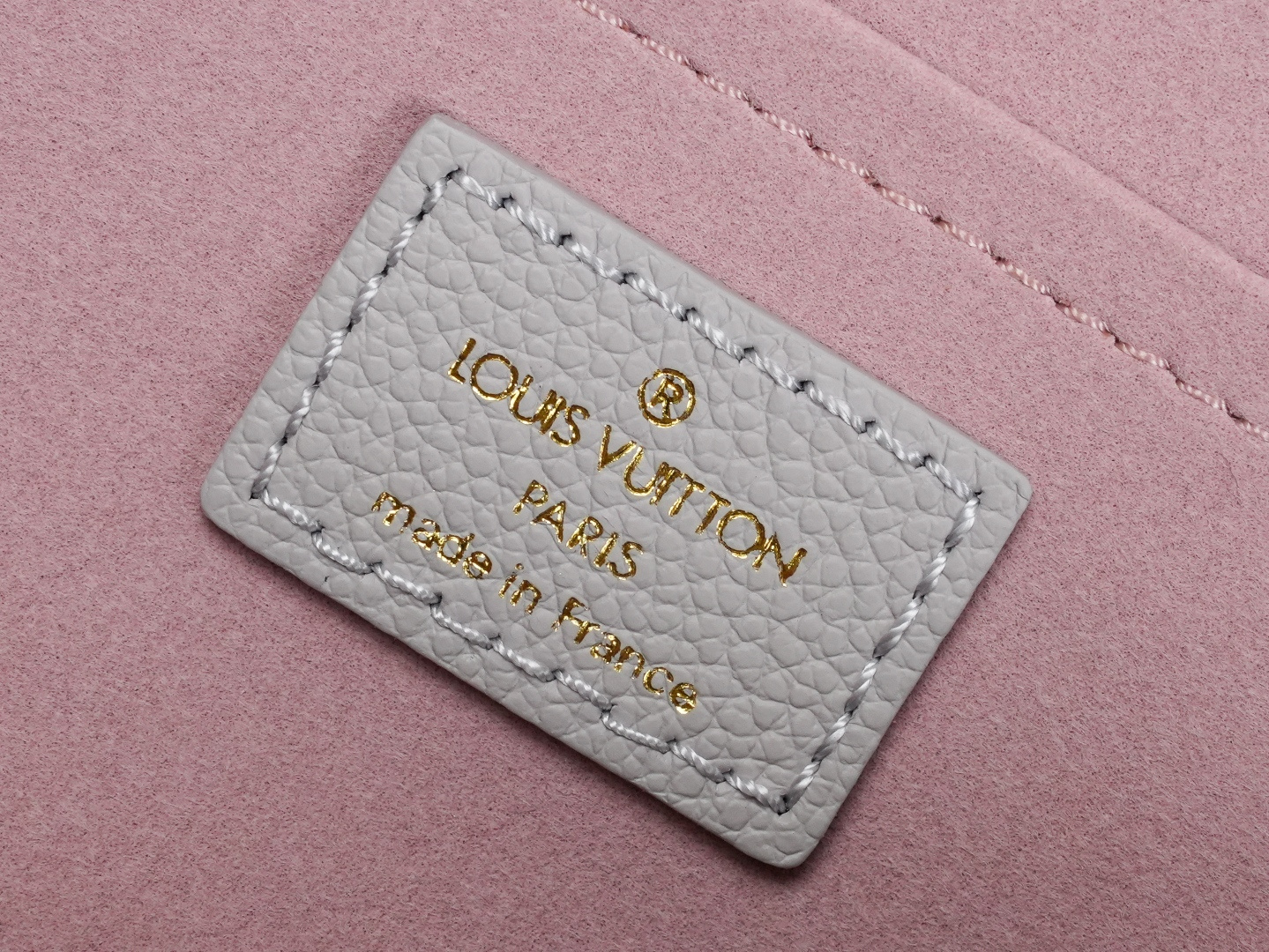 Louis Vuitton OnTheGo East West Bag in Monogram Empreinte Leather - Image 9