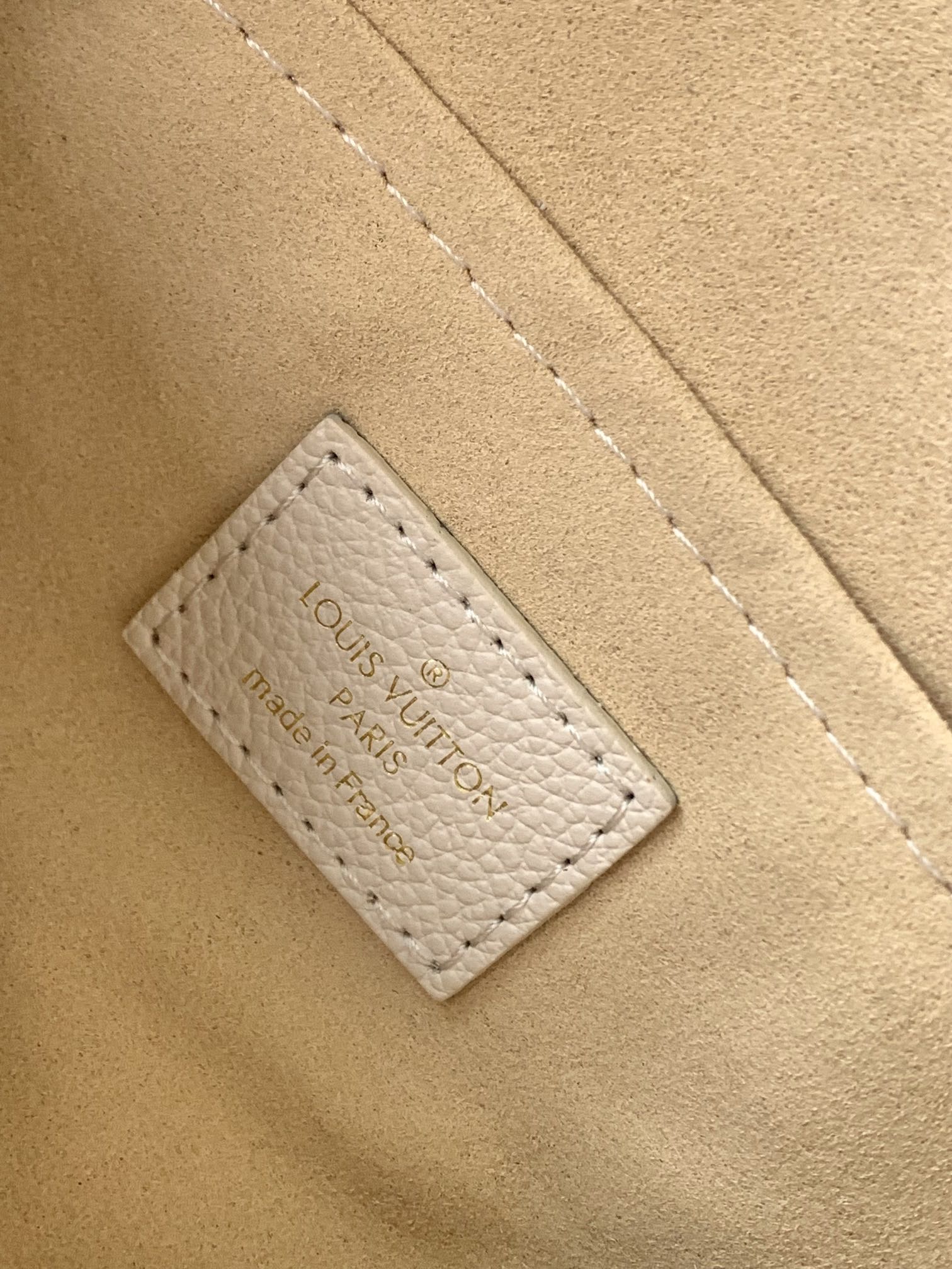 Louis Vuitton Speedy Bandoulière 20 Handbag - Image 9
