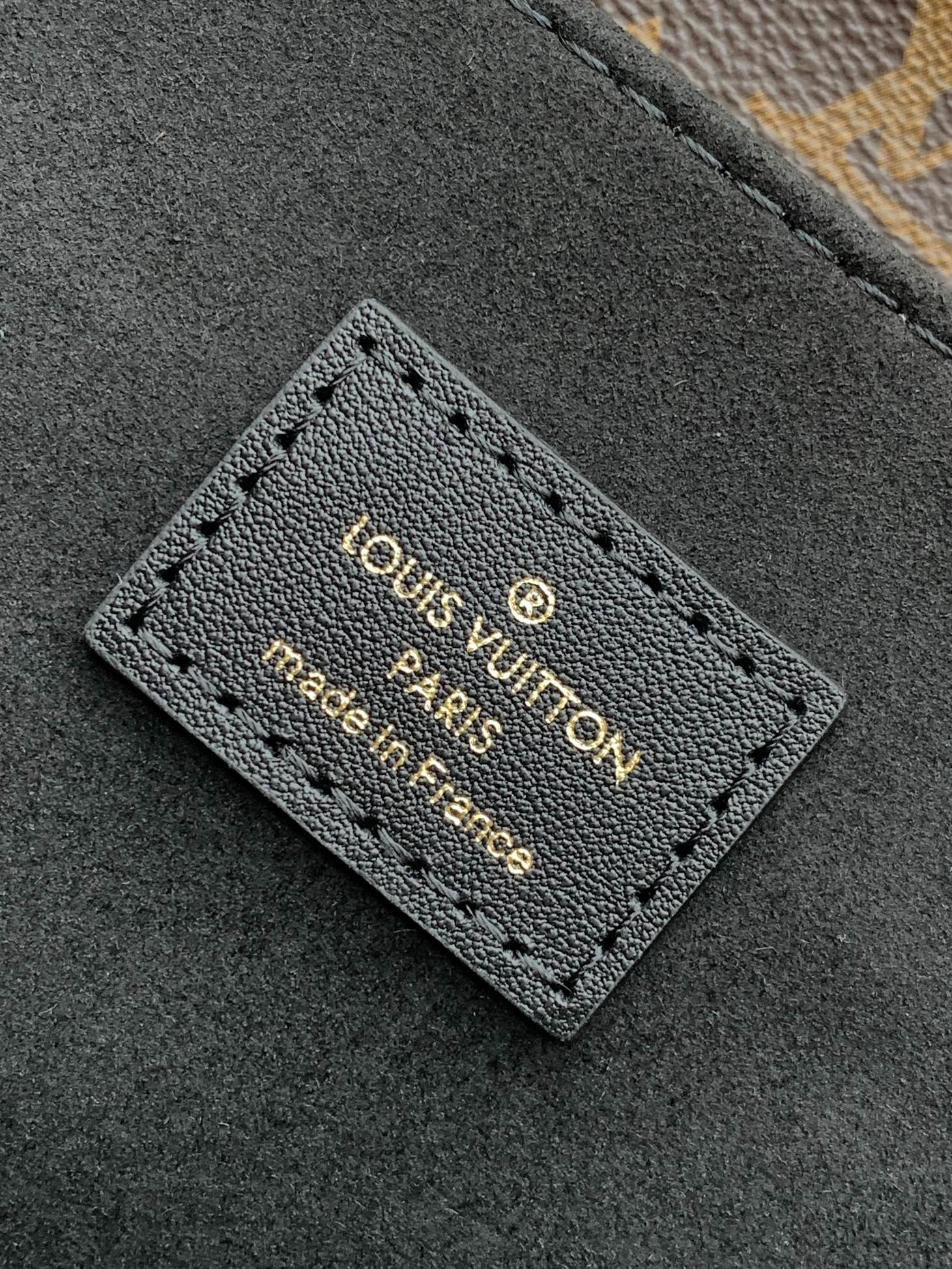 Louis Vuitton Pochette Métis Monogram Shoulder Bag - Image 9