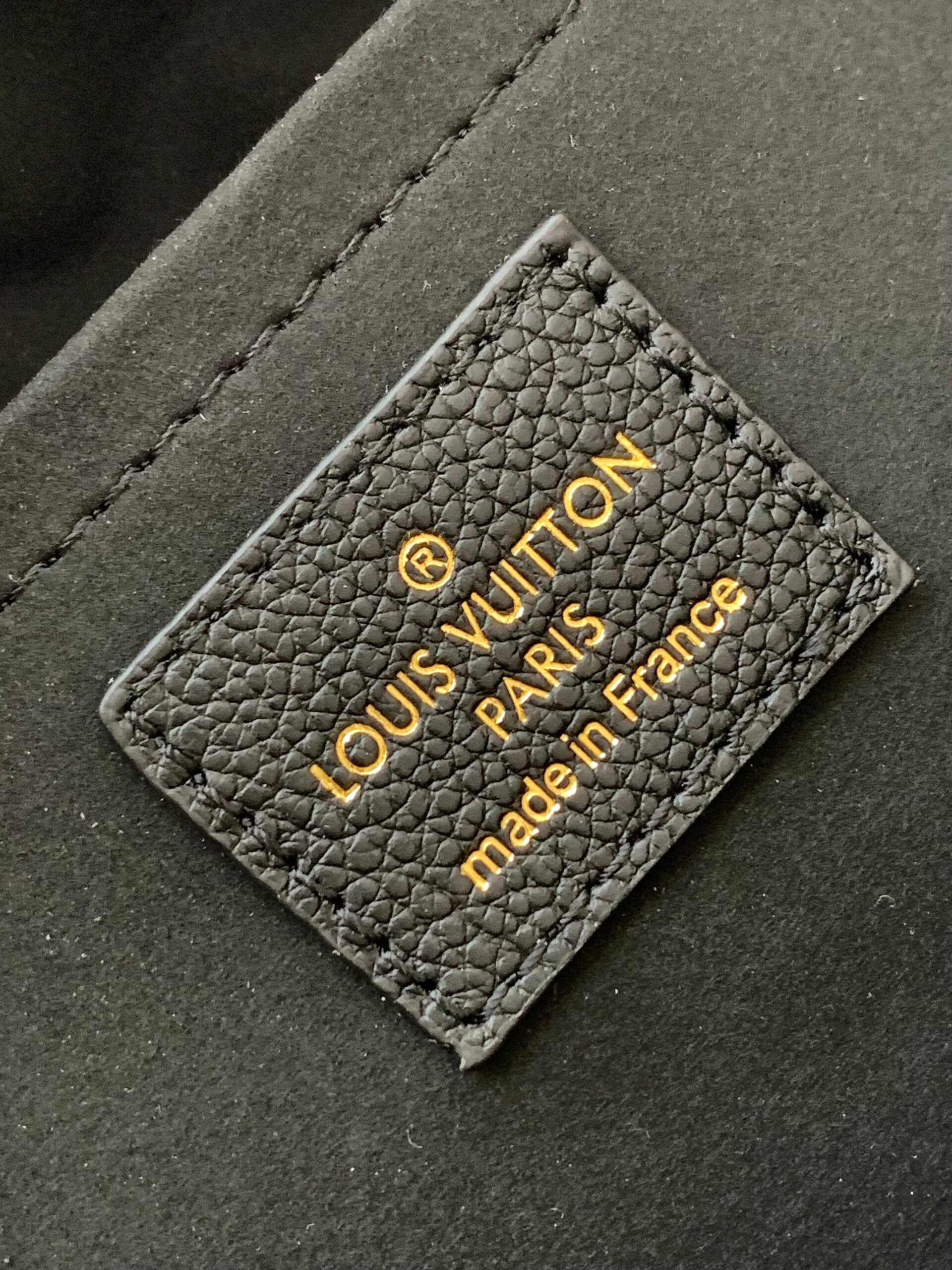 Louis Vuitton Speedy Bandoulière 20 Monogram Empreinte Leather Crossbody Bag - Image 9