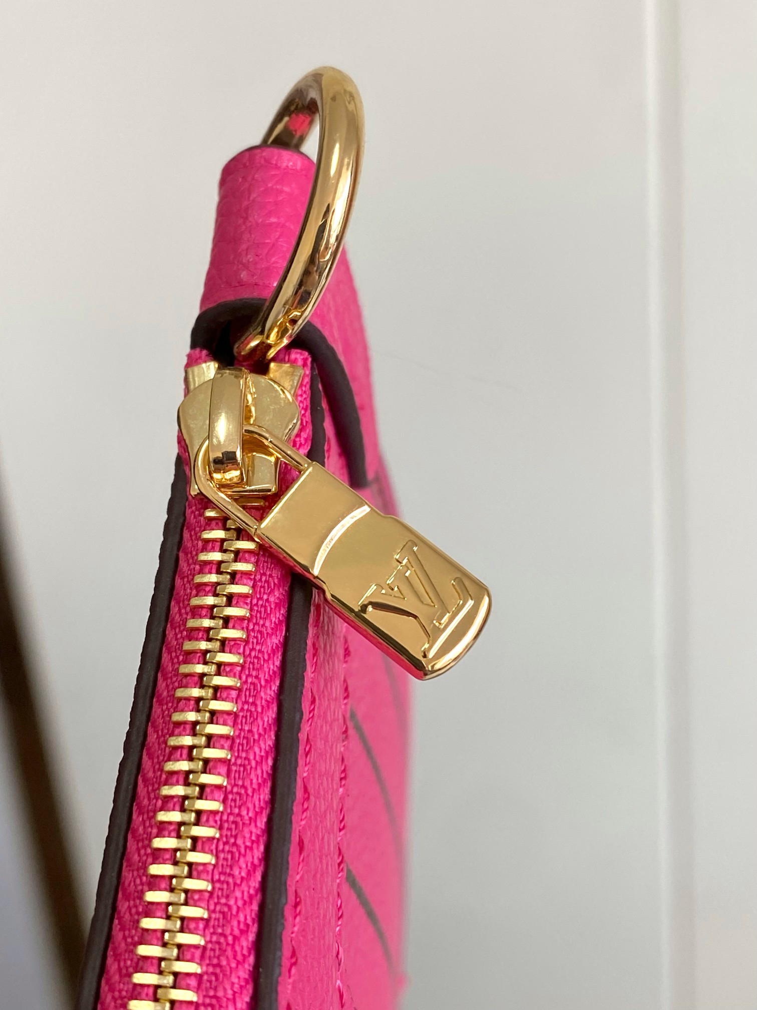 Louis Vuitton Neverfull BB Handbag in Damier Azur Canvas - Image 9