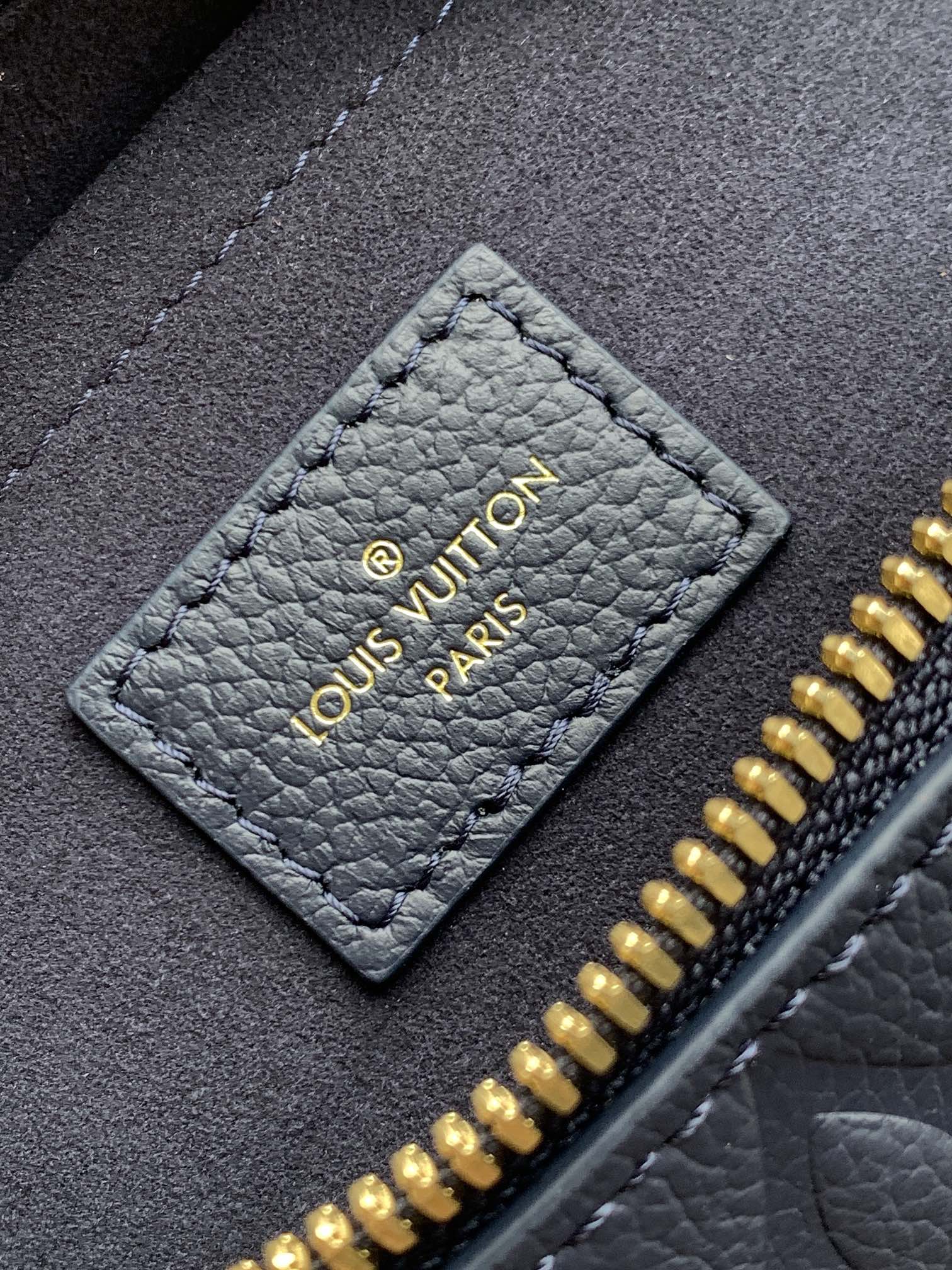 Louis Vuitton Speedy Bandoulière 20 Monogram Empreinte Leather Crossbody Bag - Image 9