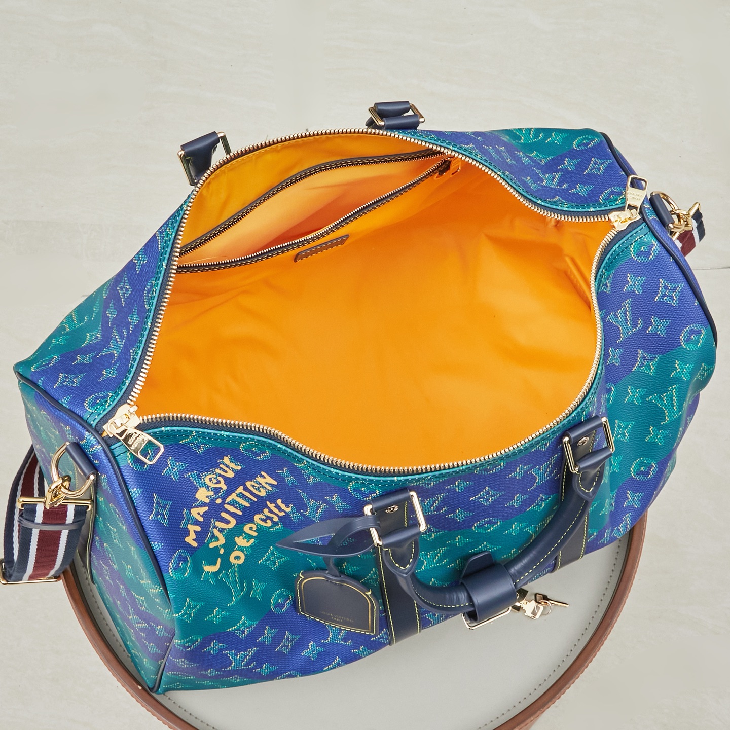 Louis Vuitton Keell Bandoulière 50 Travel Bag in Blue-Green Monogram Canvas - Image 9