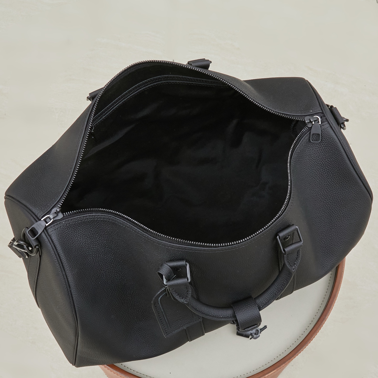 Louis Vuitton Keepall Bandoulière 50 Travel Bag - Image 9