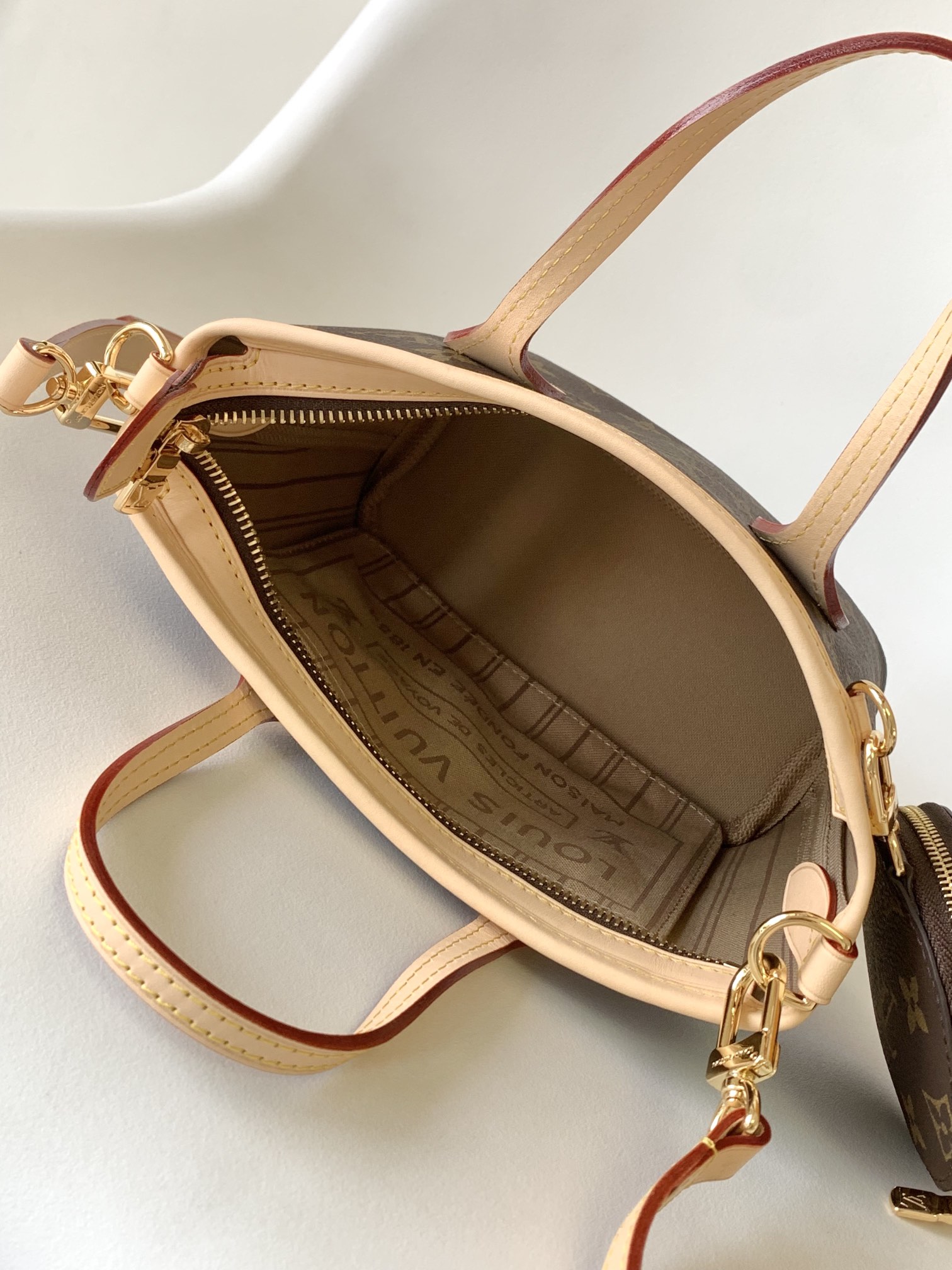 Louis Vuitton Neverfull BB Handbag M46705 - Image 9
