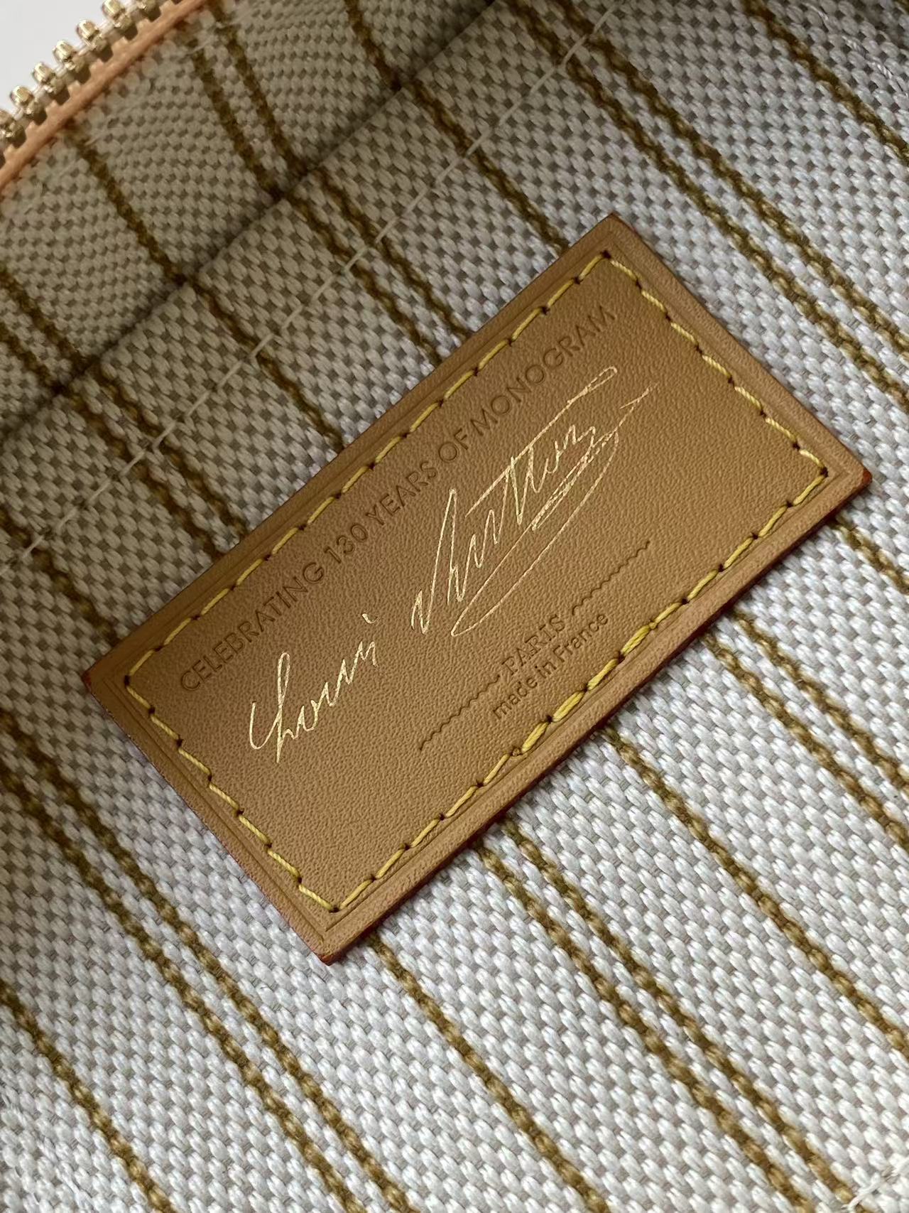 Louis Vuitton Speedy Bandoulière 20 Monogram Crossbody Bag - Image 9