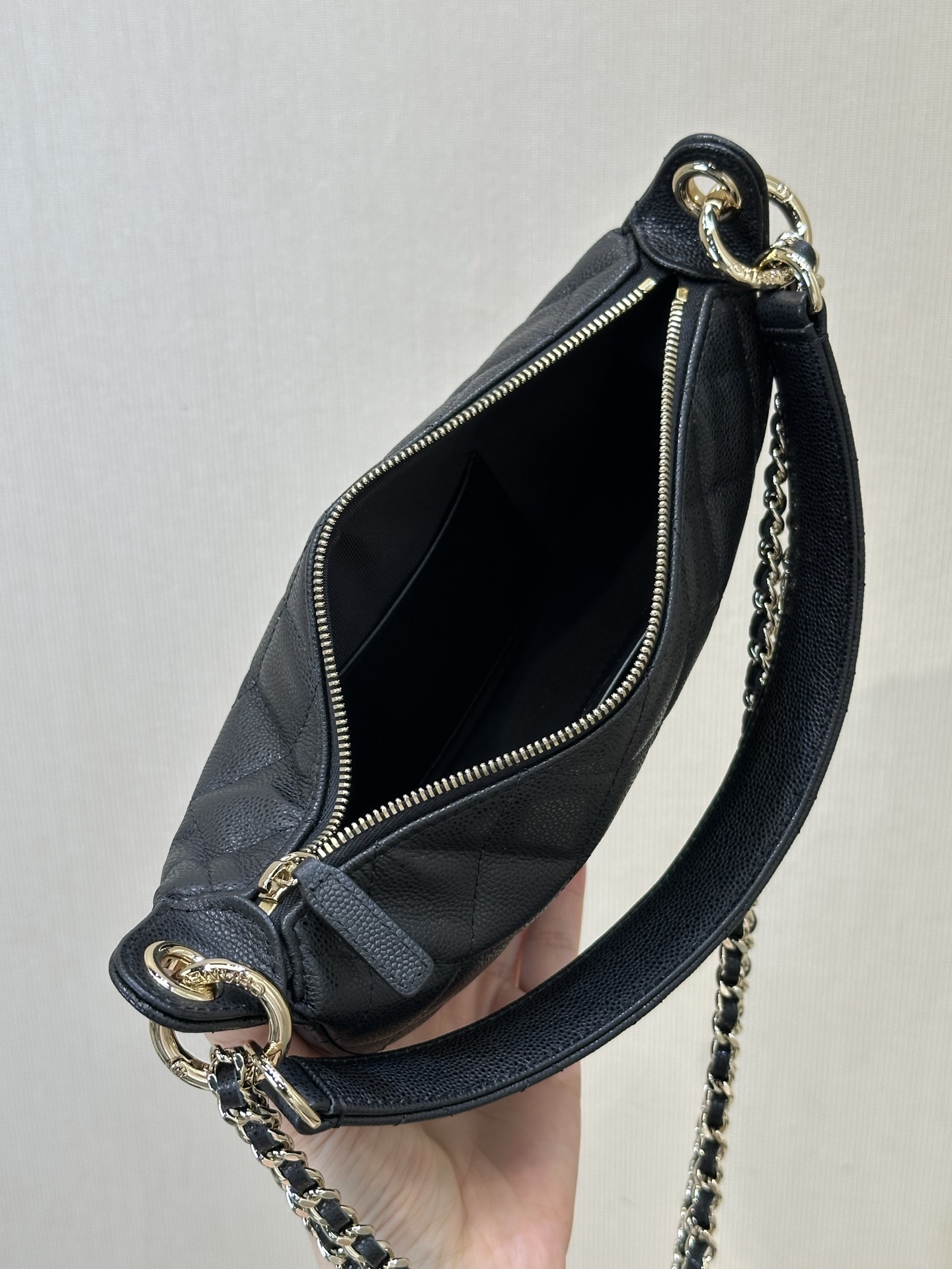 Chanel 26S Half-Moon Bag - Image 9
