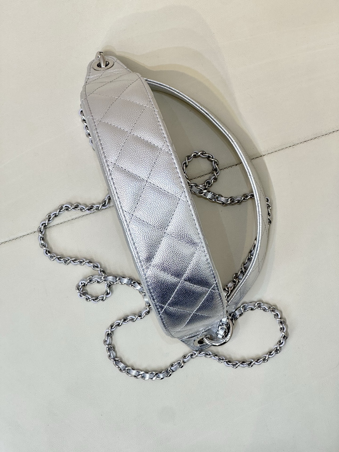 Chanel 26S Half-Moon Bag - Image 9
