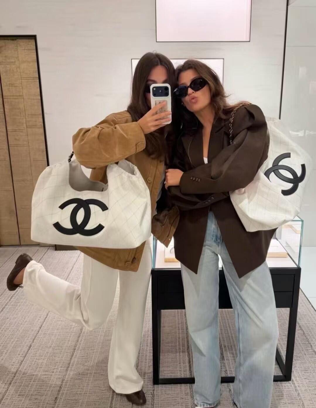 Chanel Coco Beach White Denim Tote Bag - Image 9