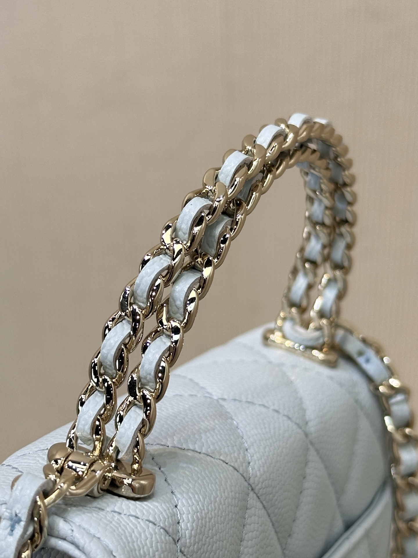 Kelly 25 Leather Crossbody Bag - Image 9
