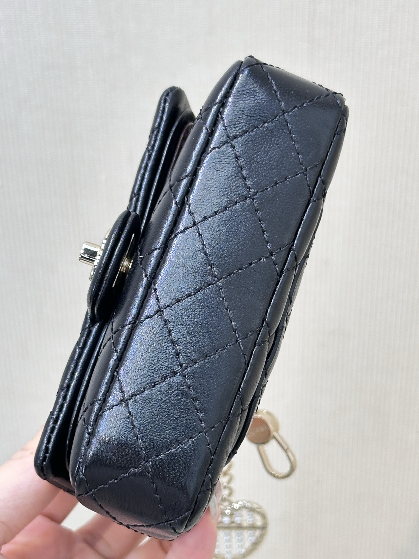 Chanel 25A Mini CF Charm Bag - Image 9
