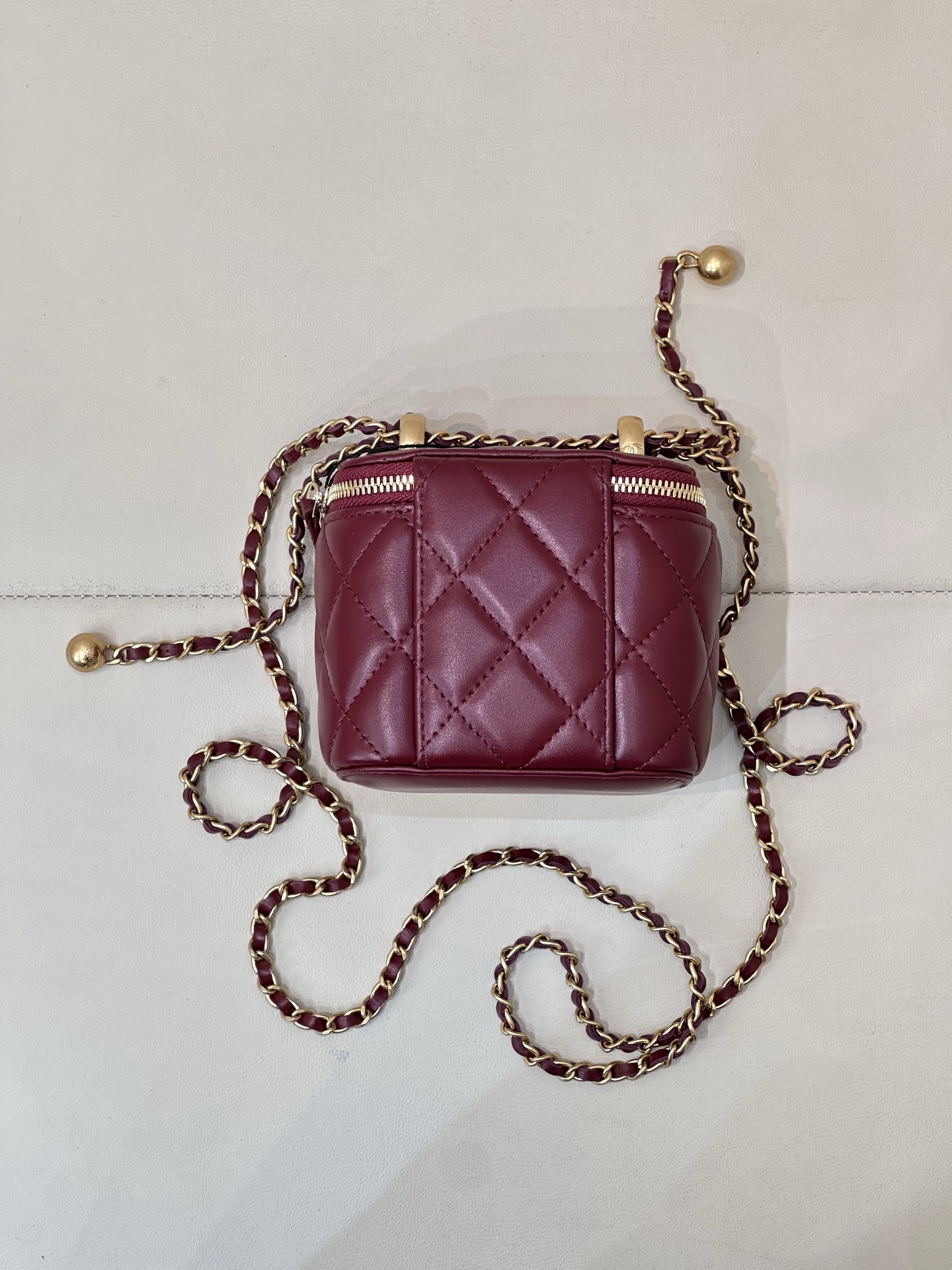 Chanel Double-Pearl Box Crossbody Bag - Image 9