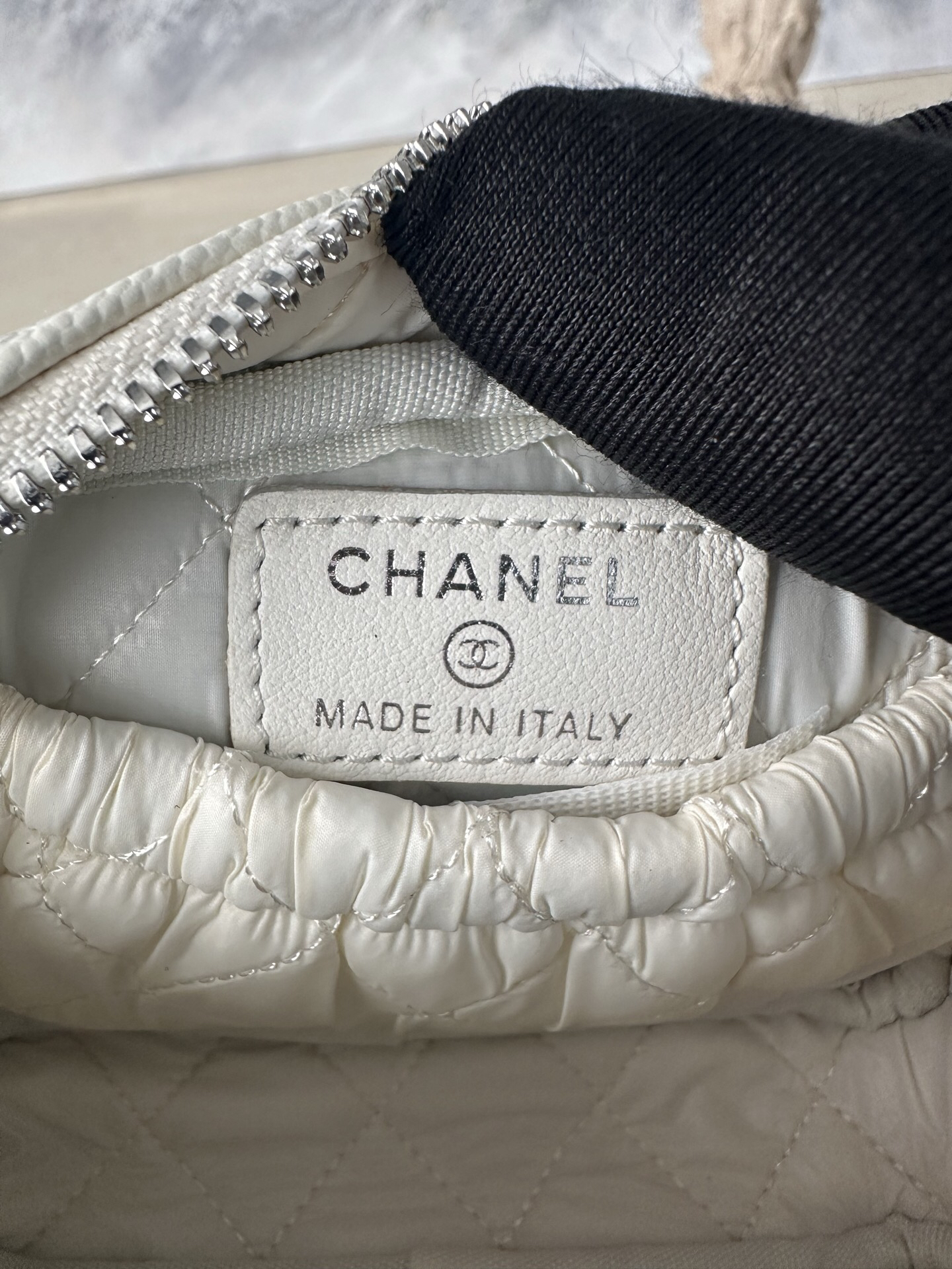 Chanel Mini Bag 31103 White - Image 9