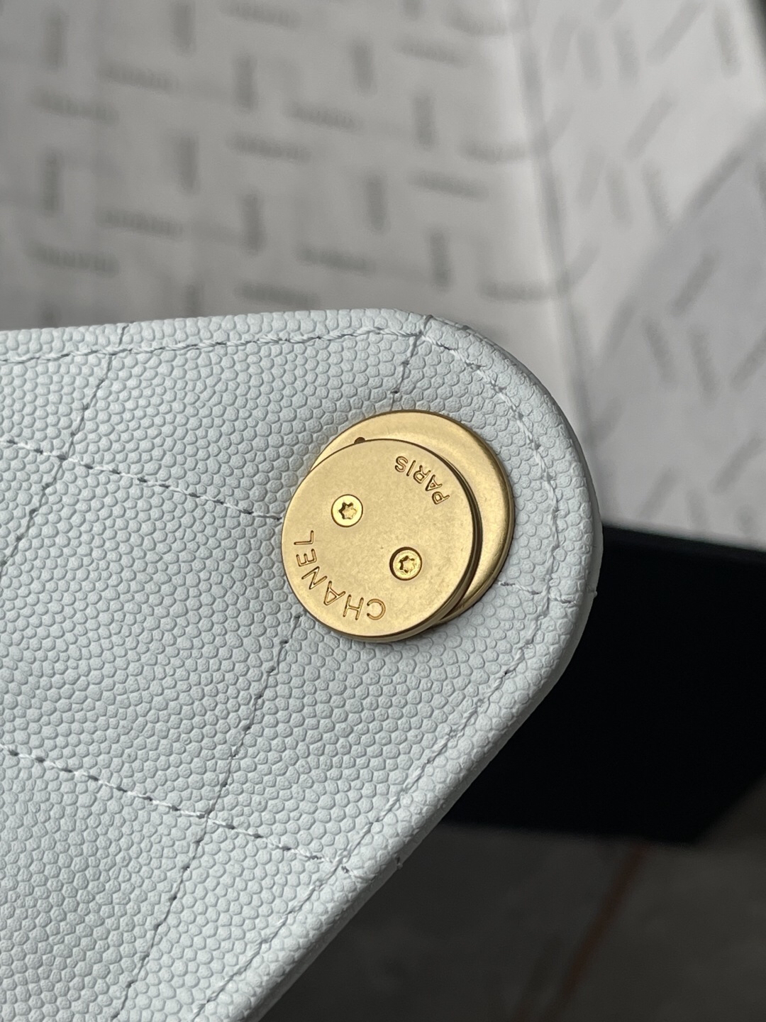 Chanel 25C Quilted Leather Hobo Shoulder Bag AS5293 - Image 9