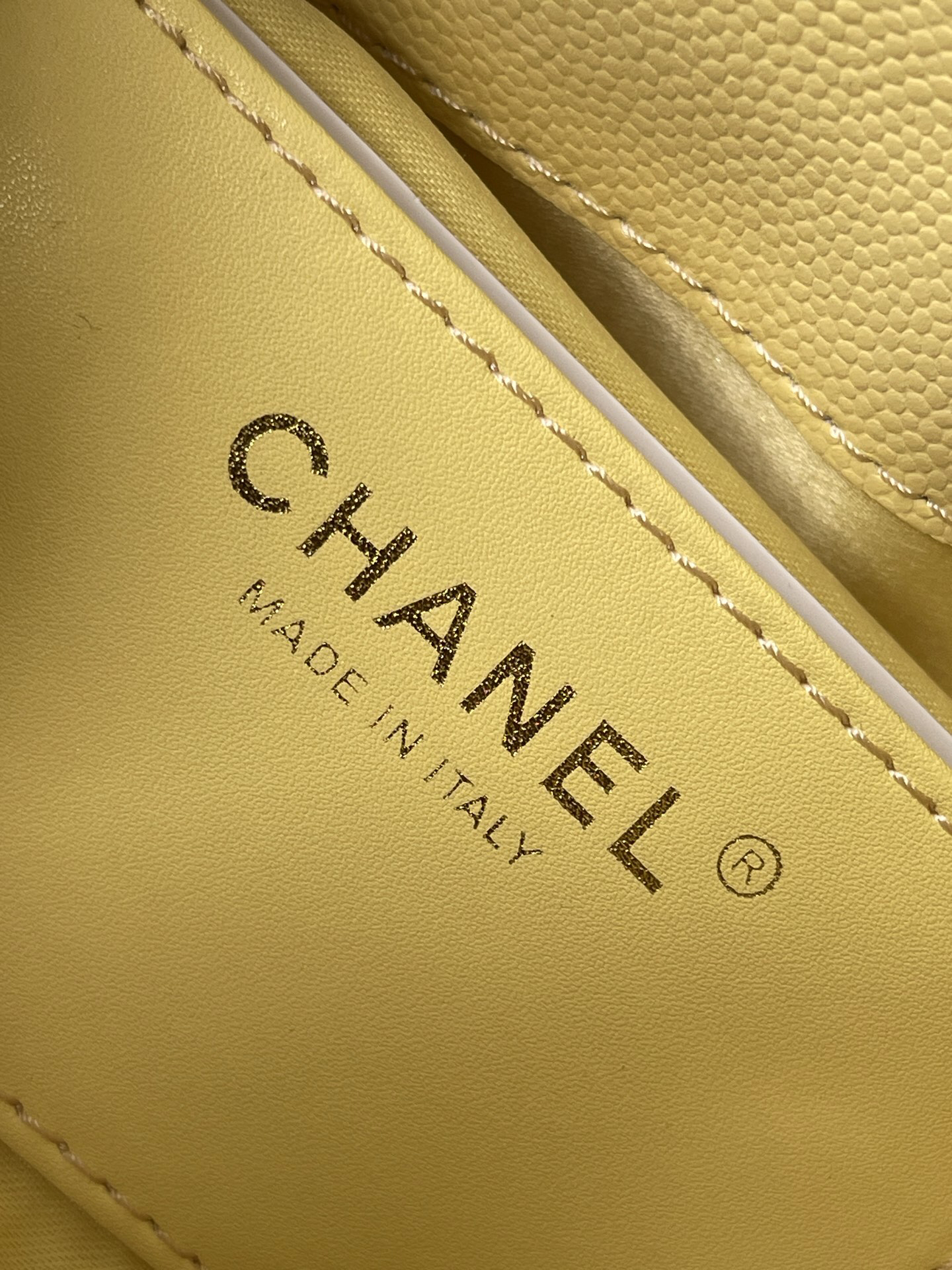 Chanel Quilted Leather Hobo Bucket Bag - Image 9
