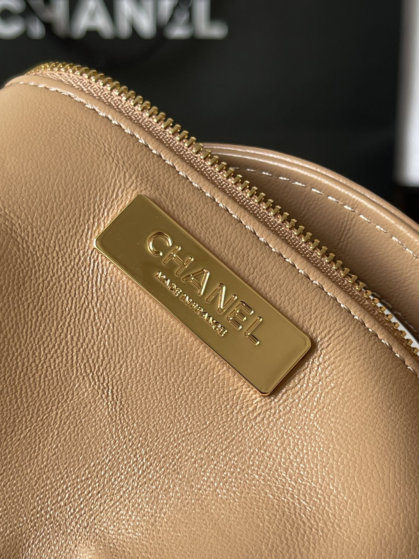 Chanel 23A 31 Bag Mini in Chocolate Brown - Image 9