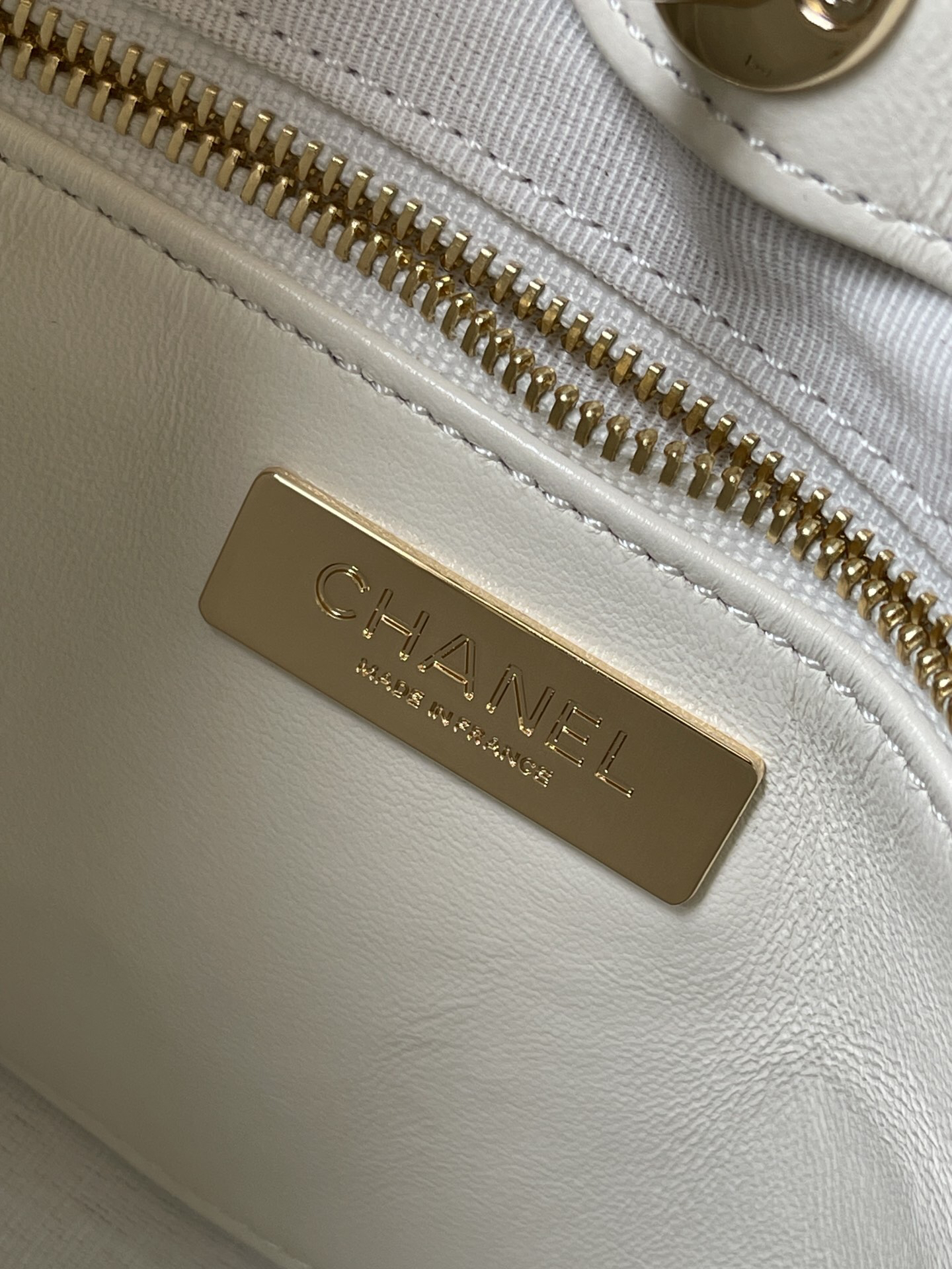 Chanel 23A 31 Bag - Image 9