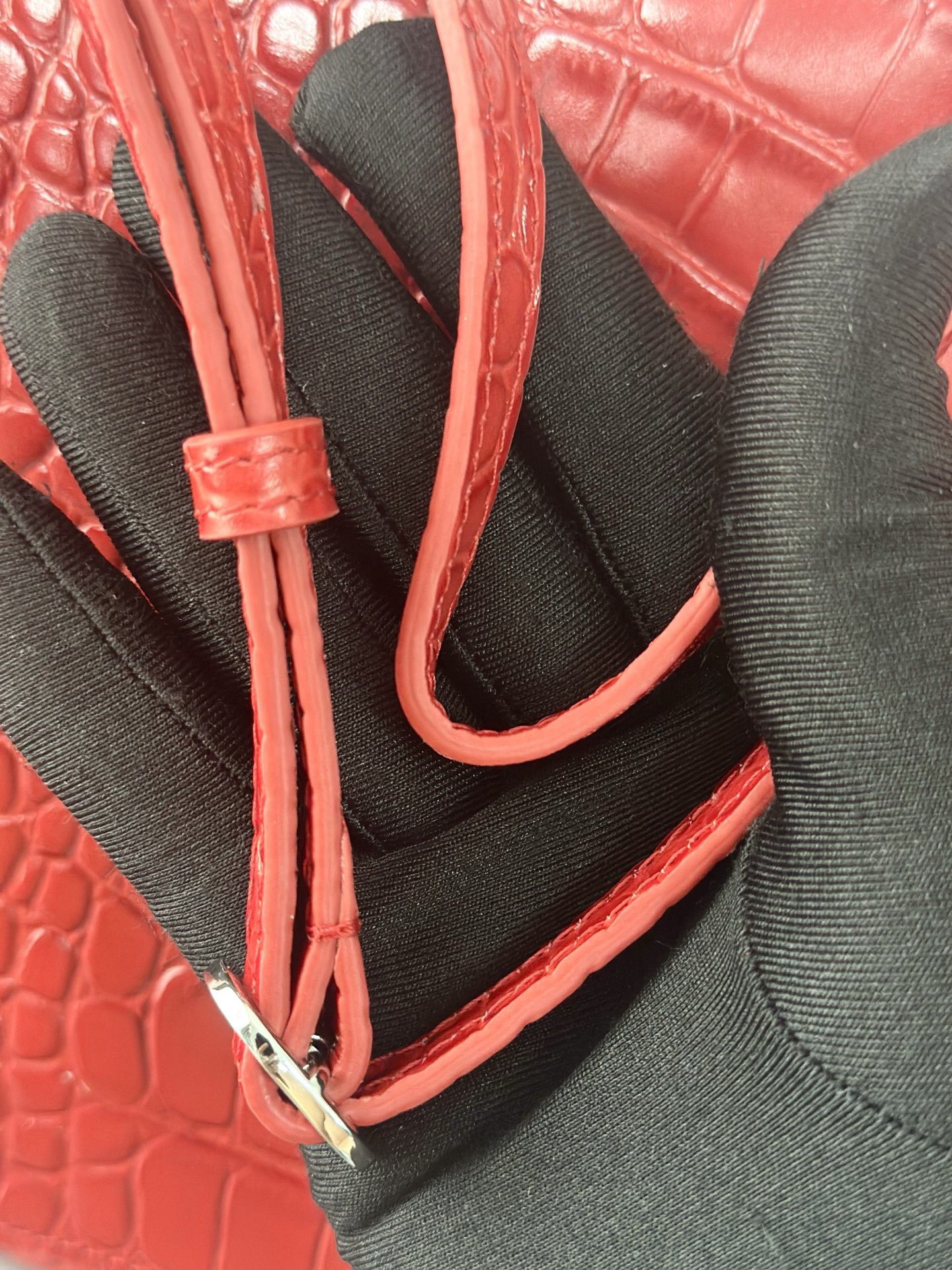 Chanel 26S Maxi Flap Bag in Burgundy Caviar Leather - Image 9