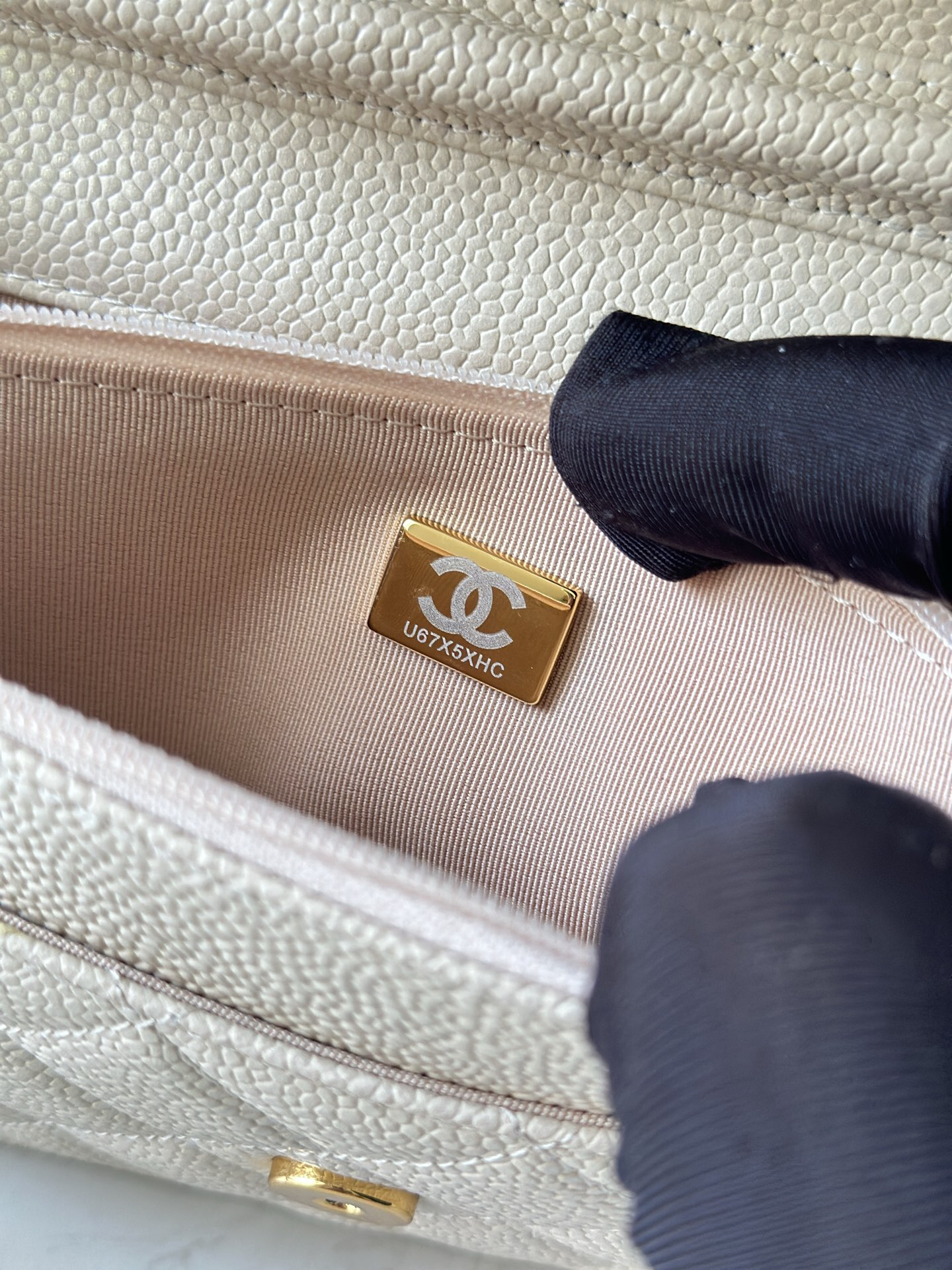 Chanel Wallet on Chain - Image 9