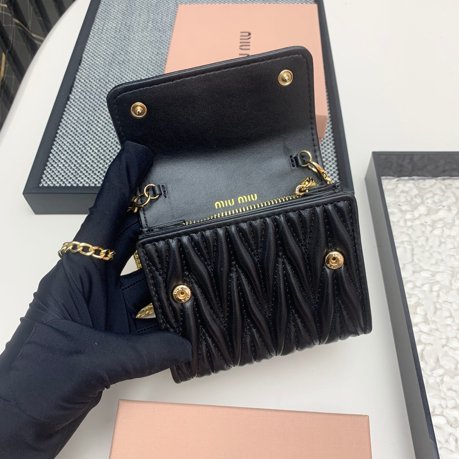Miu Miu Leather Zip Coin Purse - Image 9