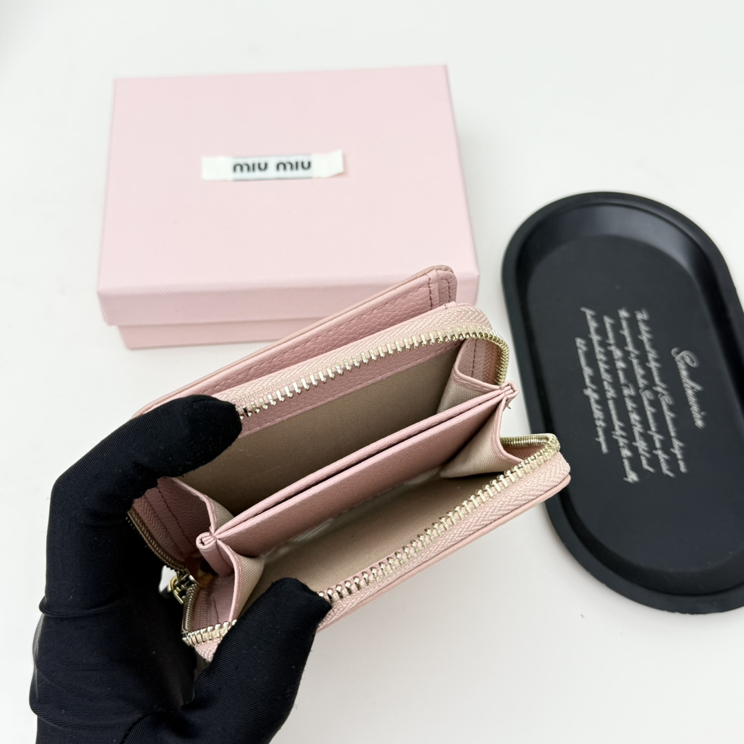 Miu Miu Quilted Lambskin Wallet - Image 9