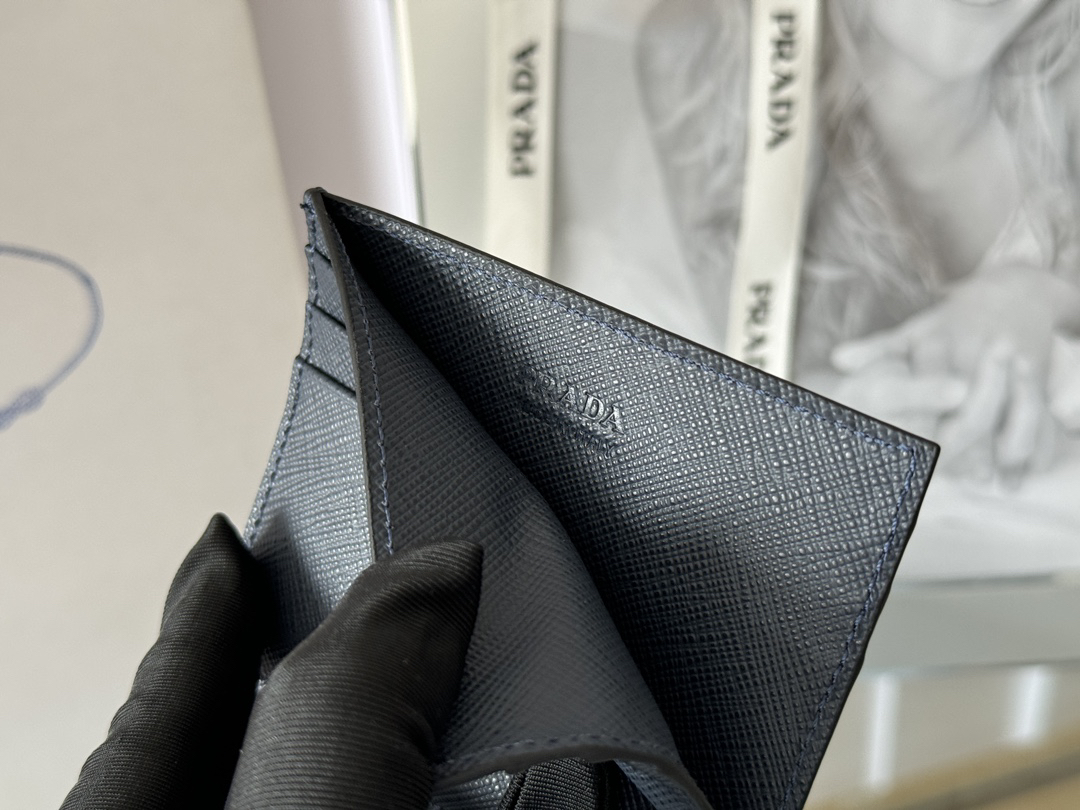 Prada Saffiano Leather Card Holder 2MC223 - Image 9