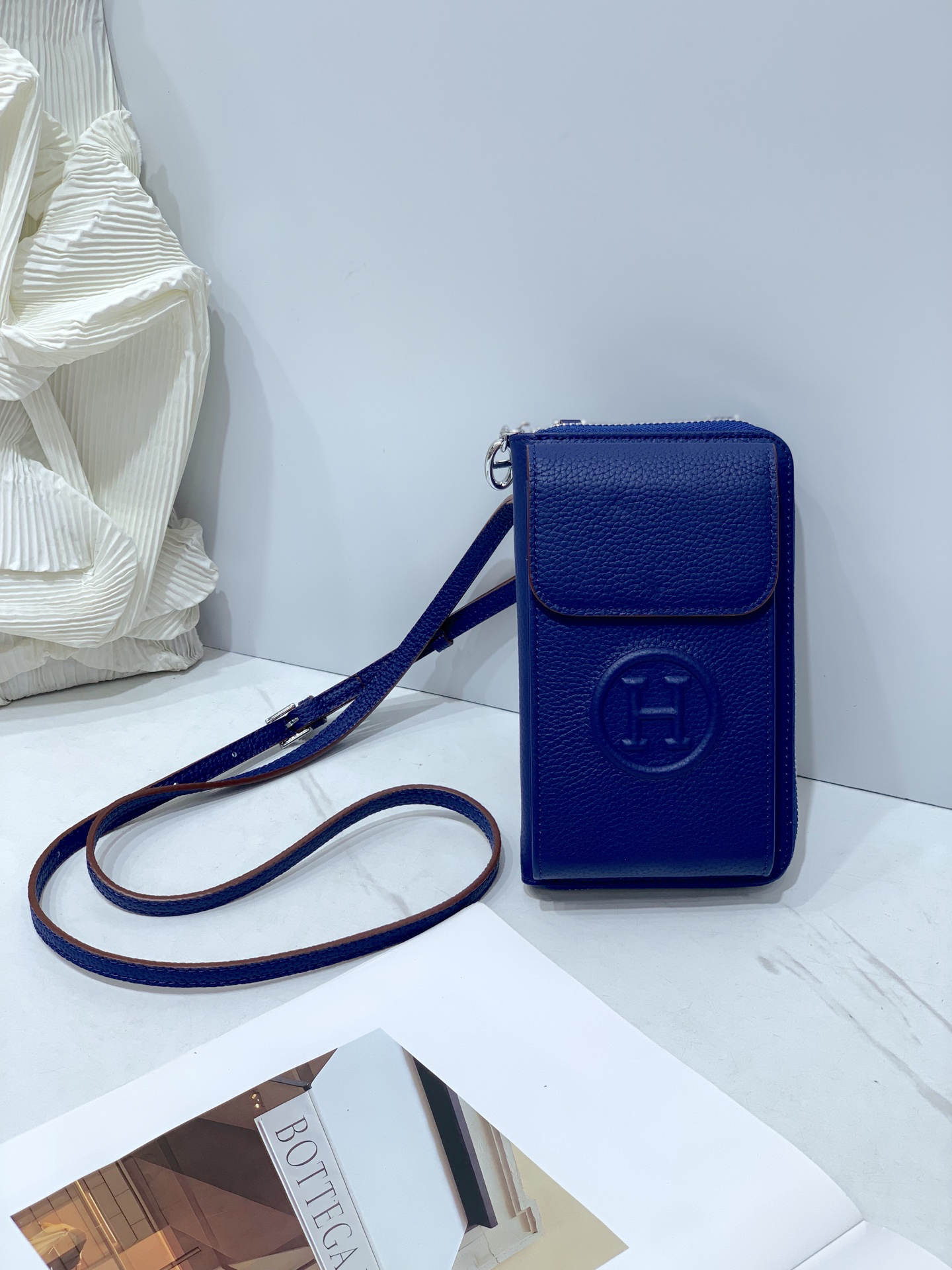 Hermes Togo Leather Shoulder Bag - Image 9