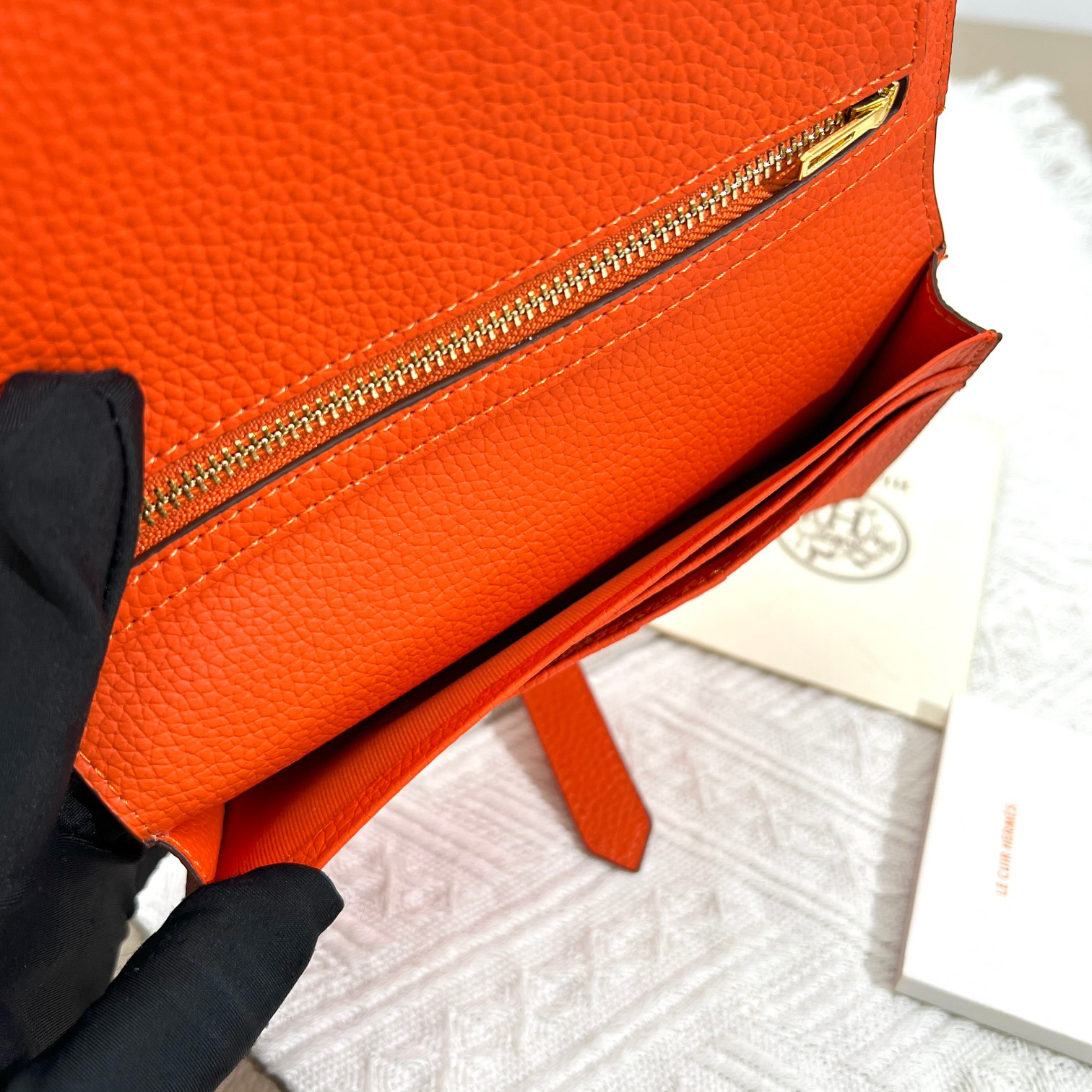 Hermes Women's Togo Leather Vertical Zip Wallet - Image 9