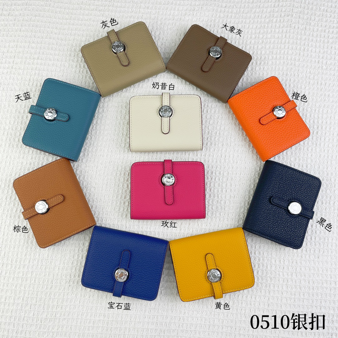 Hermes Togo Leather Wallet with Silver Hardware - Image 9