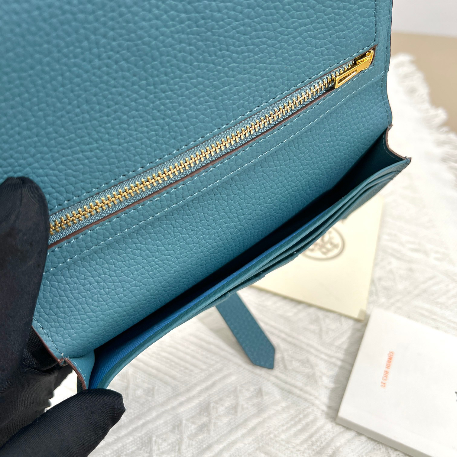 Hermes Women's Vertical Leather Wallet with Interior Zip Pocket - Image 9