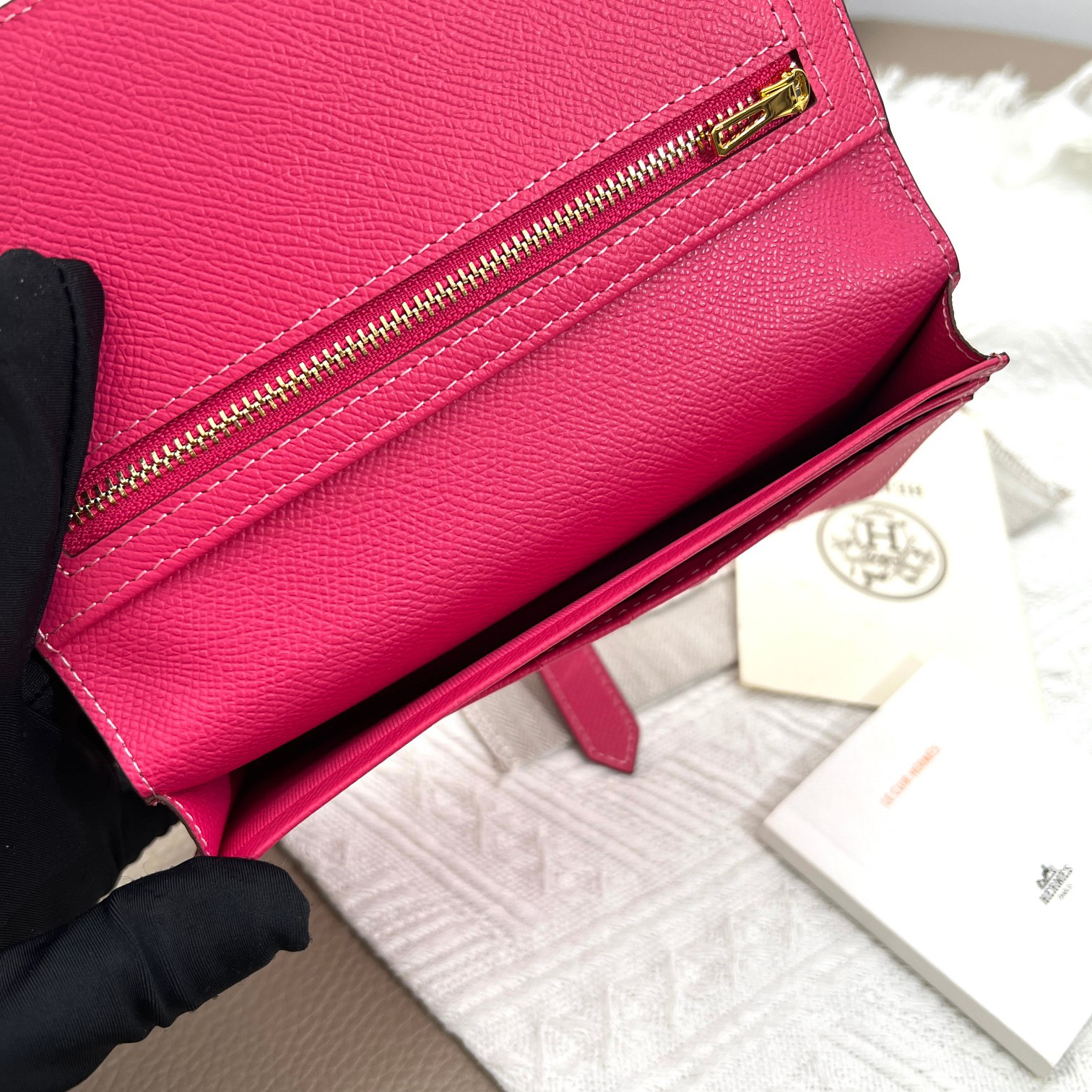 Hermès Women's Togo Leather Zip Wallet - Image 9